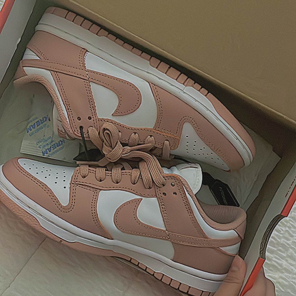(W) Nike Dunk Low Rose Whisper 착용 스타일