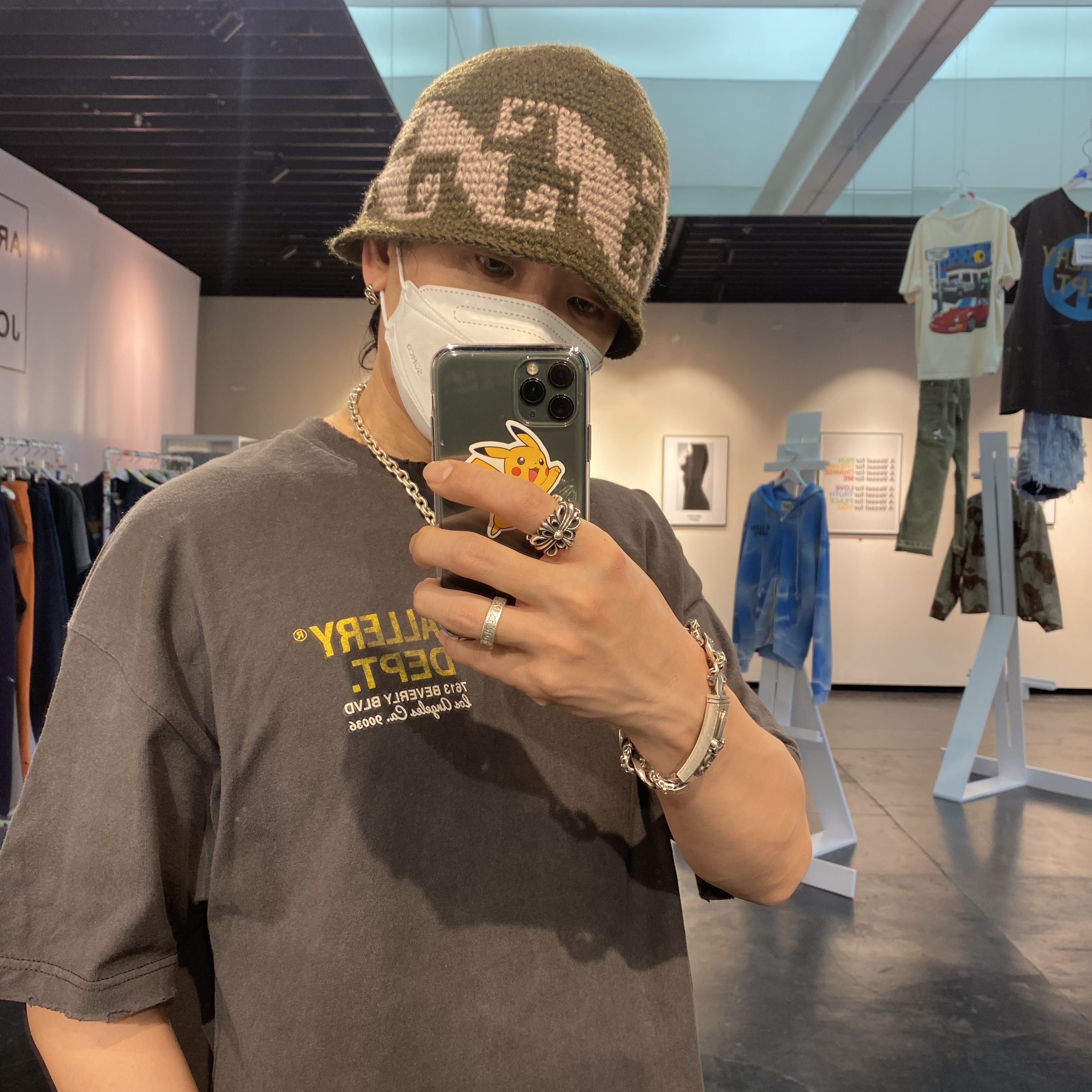 Stussy Waves Knit Bucket Hat Olive 착용 스타일 - 1