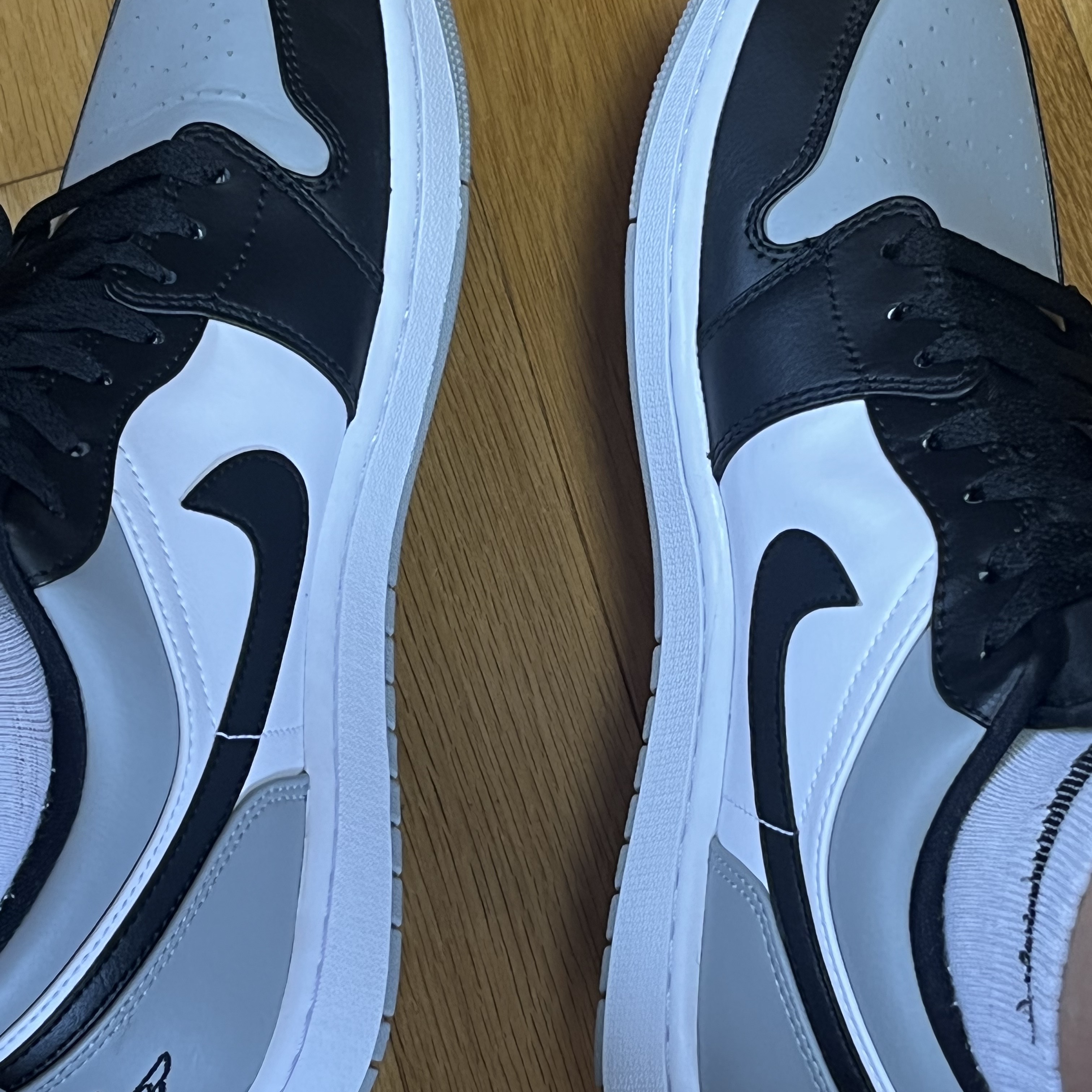 Jordan 1 Low Light Smoke Grey Black 착용 스타일 - 1