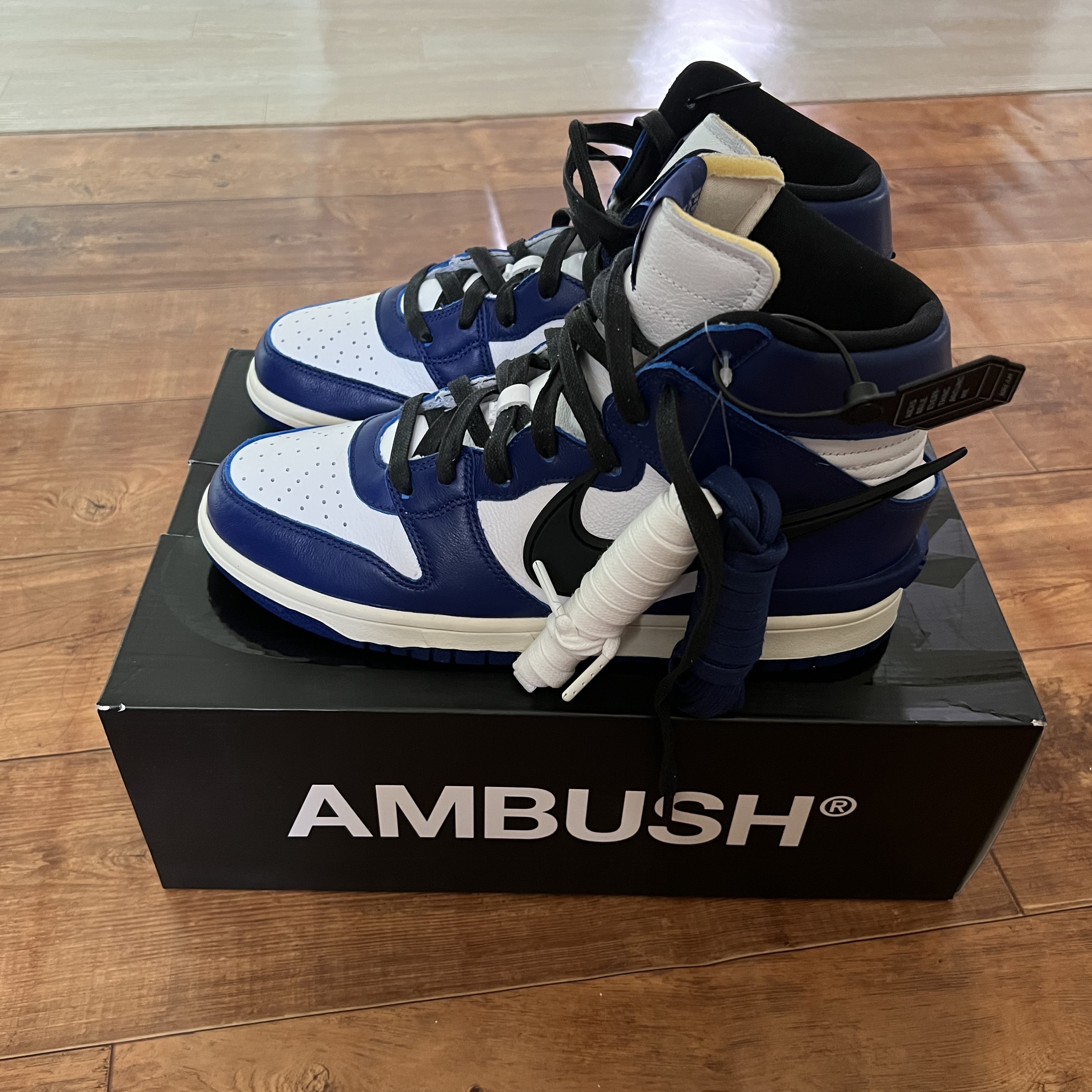 Nike x Ambush Dunk High Deep Royal Blue 착용 스타일 - 2