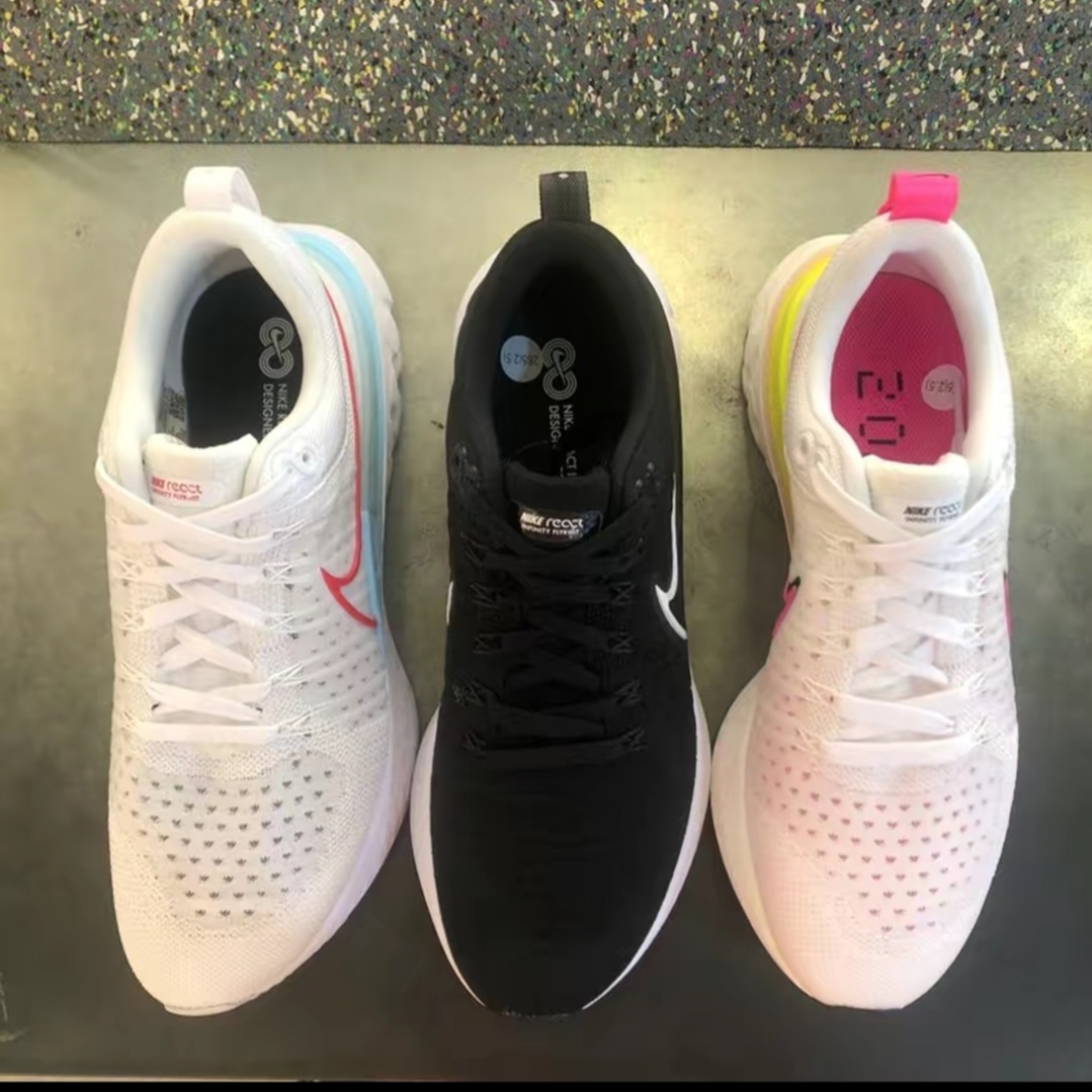 Nike React Infinity Run Flyknit 2 Black White 착용 스타일 - 4