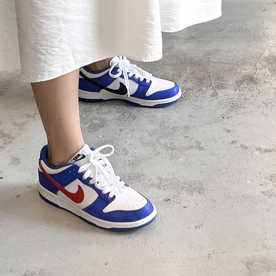 (GS) Nike Dunk Low Bright Crimson Game Royal 착용 스타일 - 3