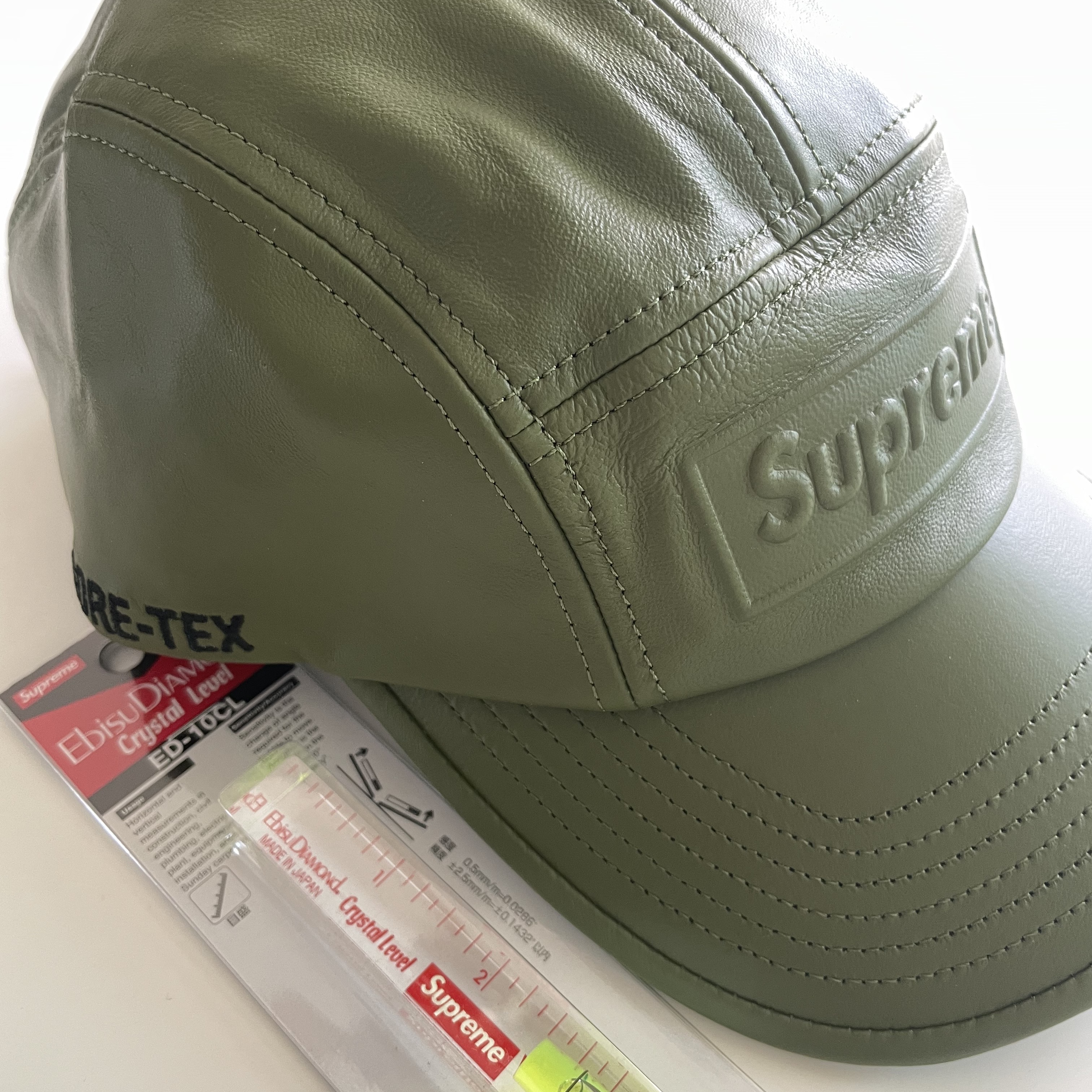 Supreme Gore-Tex Leather Camp Cap Olive - 22SS, Supreme x Ebisu Diamond Level Clear - 22SS 착용 스타일