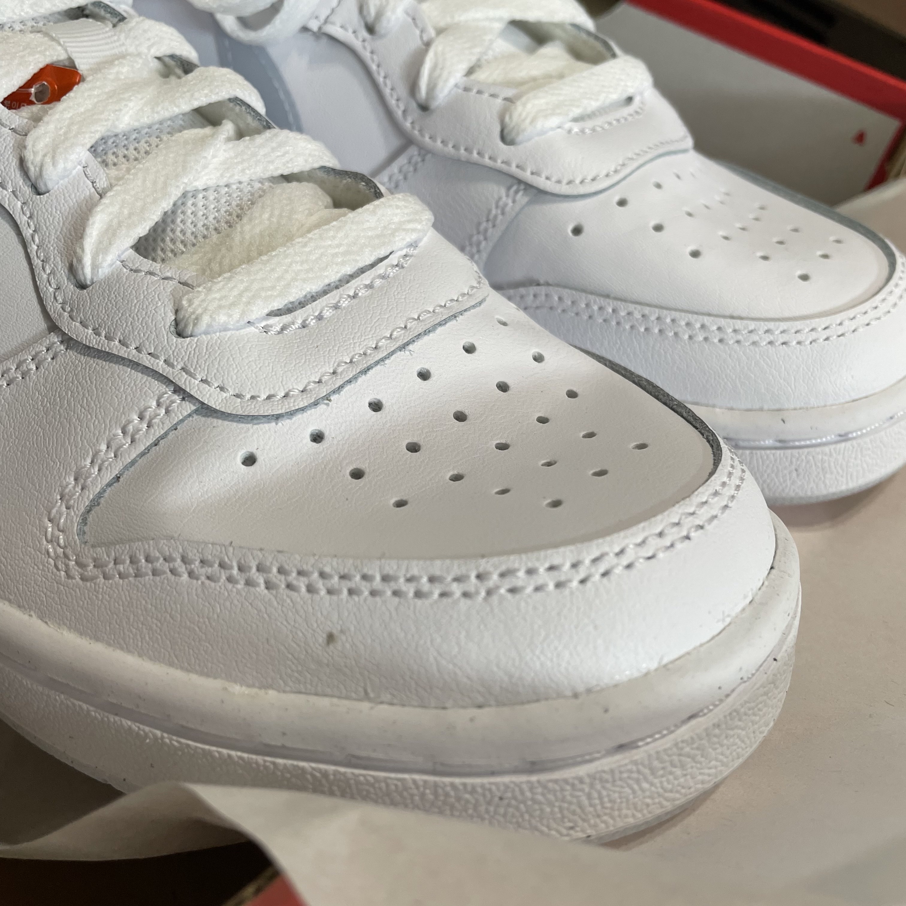 (GS) Nike Court Borough 2 White Aura 착용 스타일 - 1