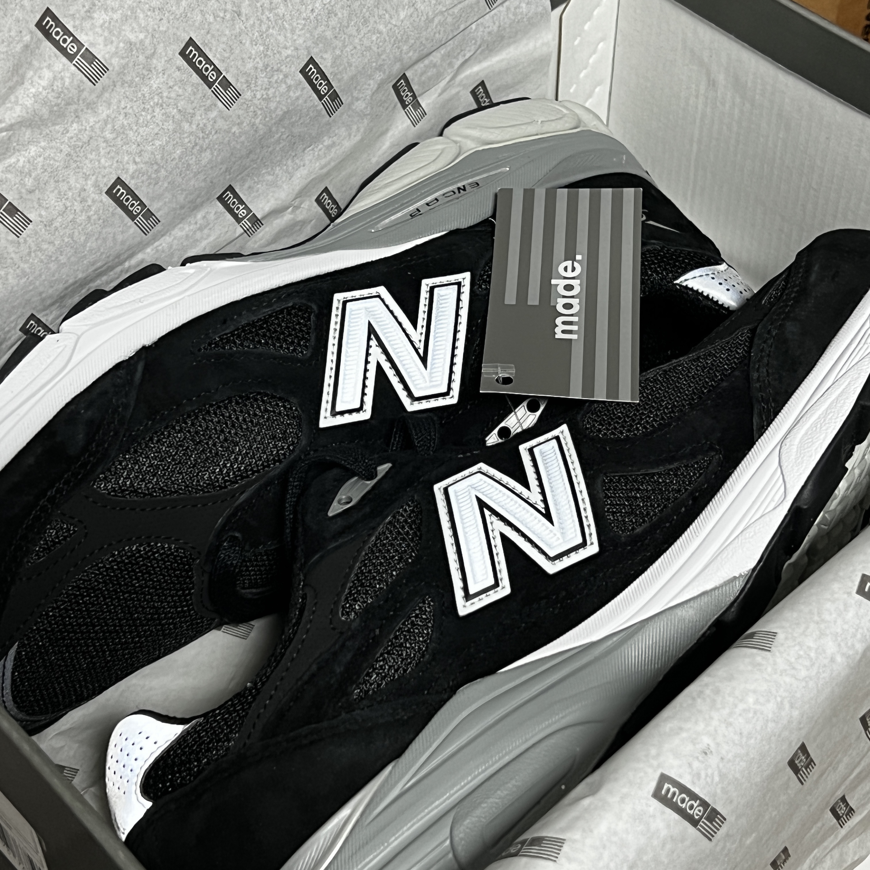 New Balance 990v3 Made in USA Black - D Standard 착용 스타일 - 1