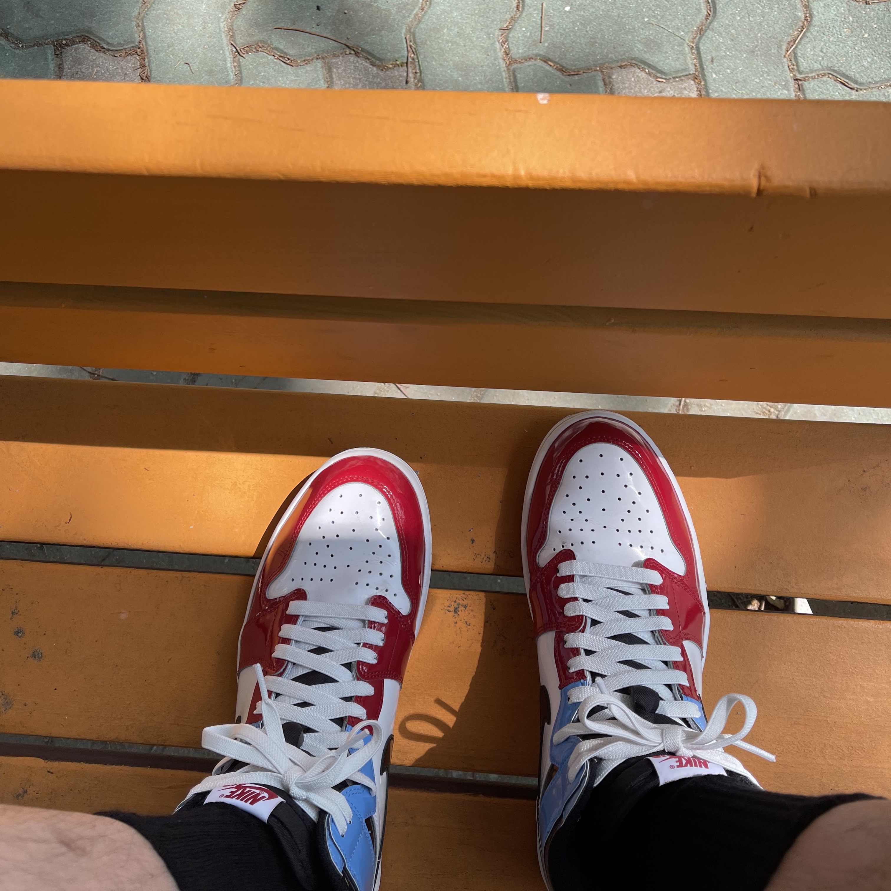 Jordan 1 Retro High Fearless UNC Chicago 착용 스타일 - 3
