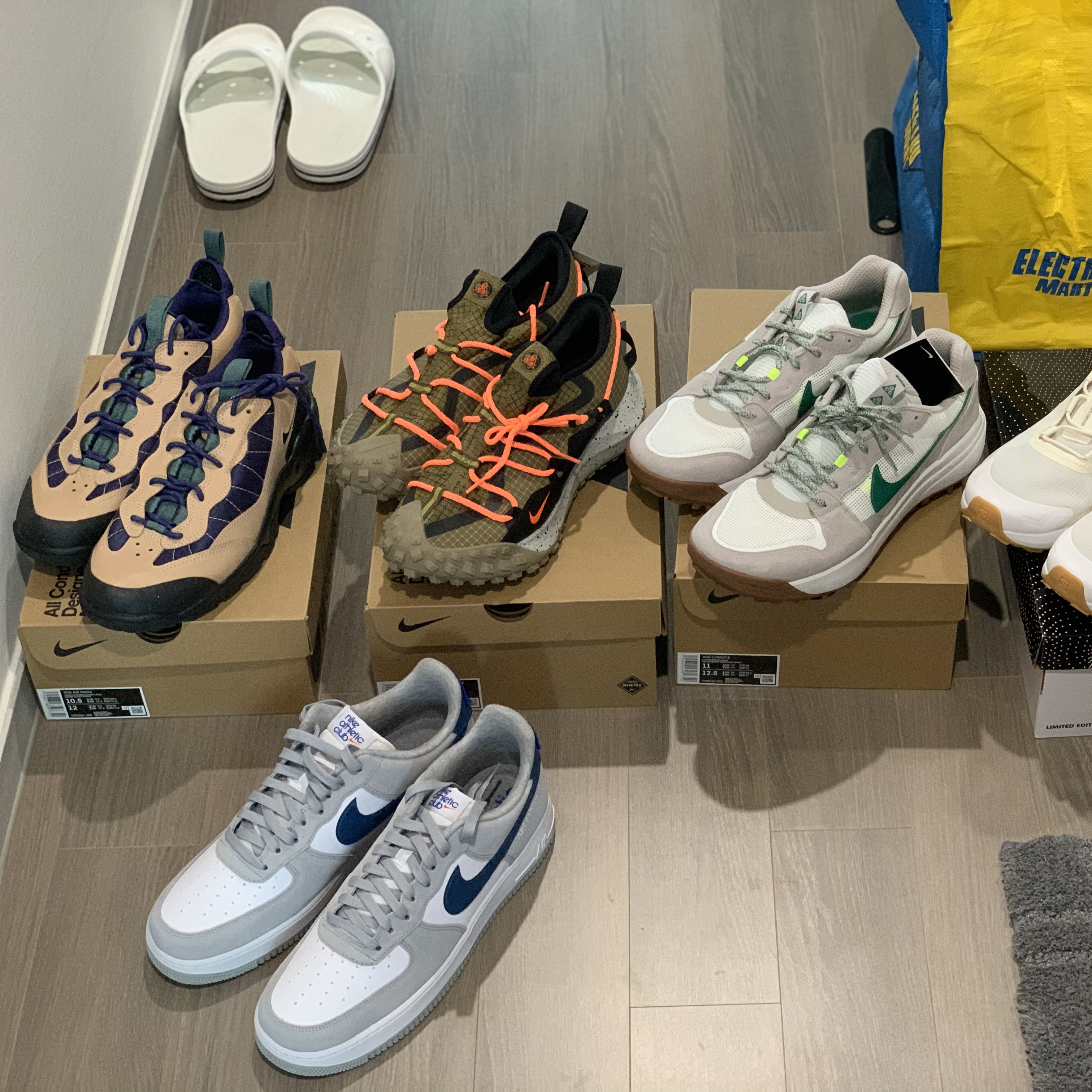 Nike ACG Air Mada Vachetta Tan, Nike ACG Mountain Fly Low Gore-Tex SE Hazel Rush 착용 스타일