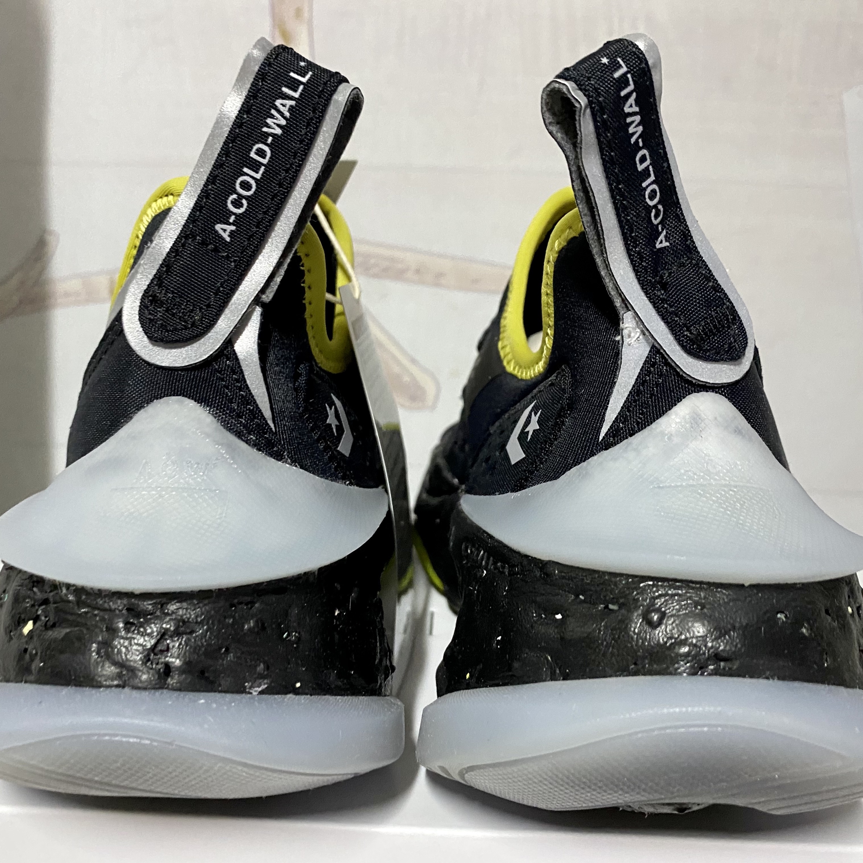 Converse x A-Cold-Wall Aeon Active CX Black 착용 스타일 - 3