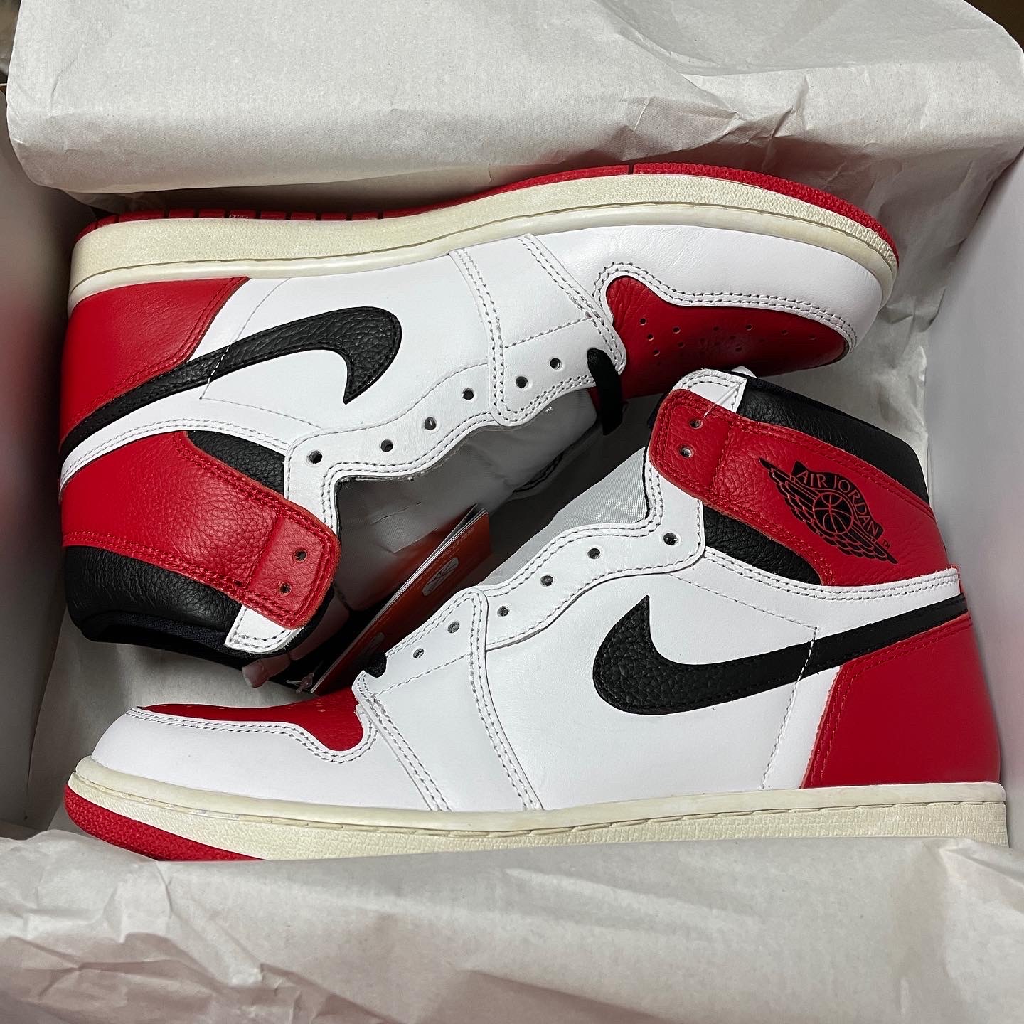 Jordan 1 Retro High OG Heritage, Jordan 1 x Travis Scott x Fragment Retro High OG SP Military Blue 착용 스타일 - 2
