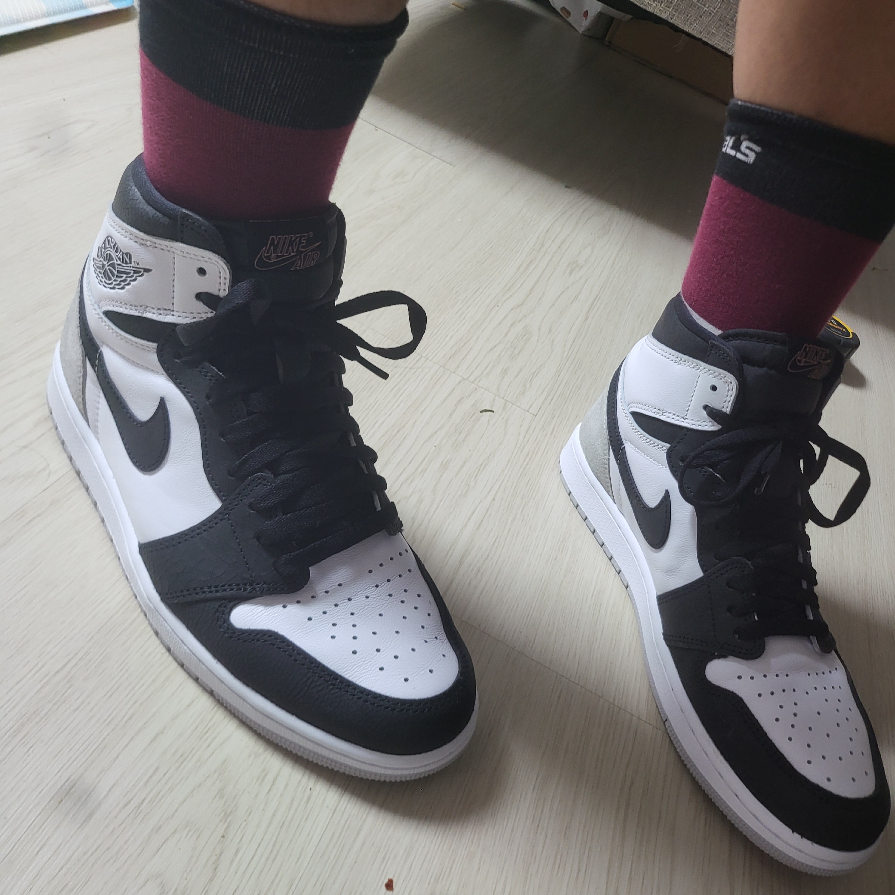 Jordan 1 Retro High OG Bleached Coral, (GS) Jordan 1 Retro High OG Bleached Coral 착용 스타일
