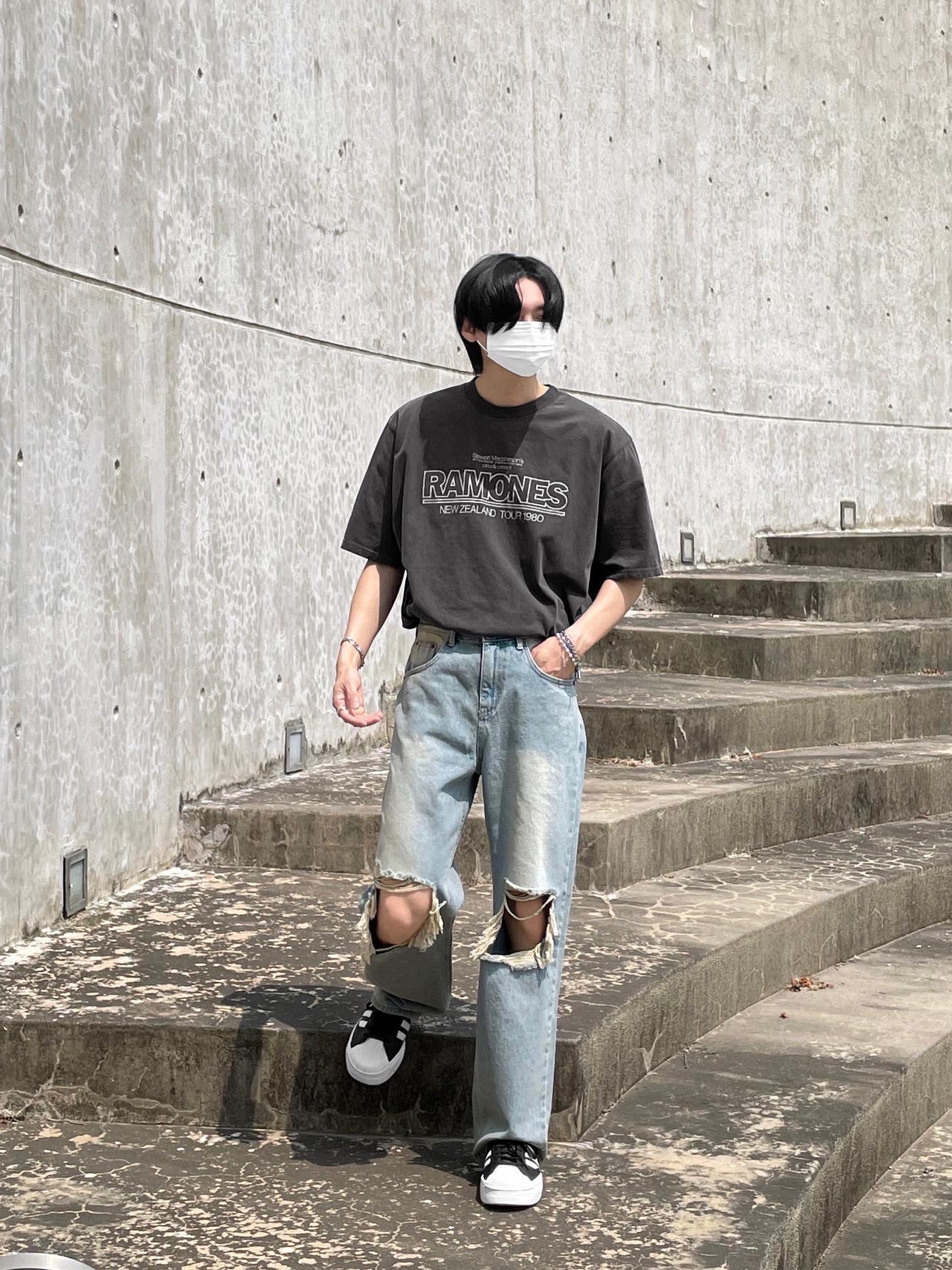 Y-3 Yohji Star Black White 착용 스타일 - 4