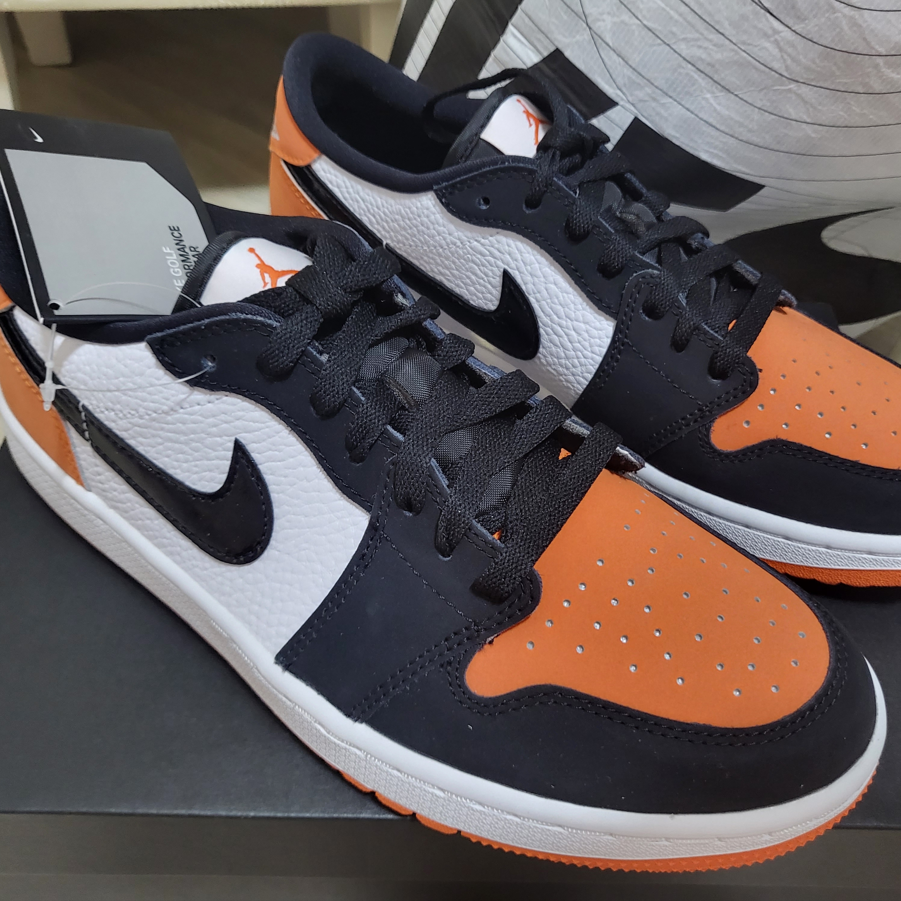 Jordan 1 Low Golf Starfish 착용 스타일