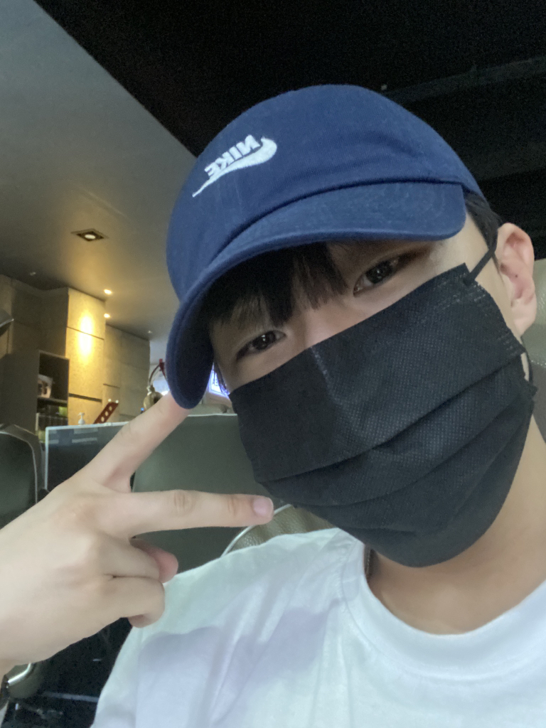 KREAM 프로필 이미지