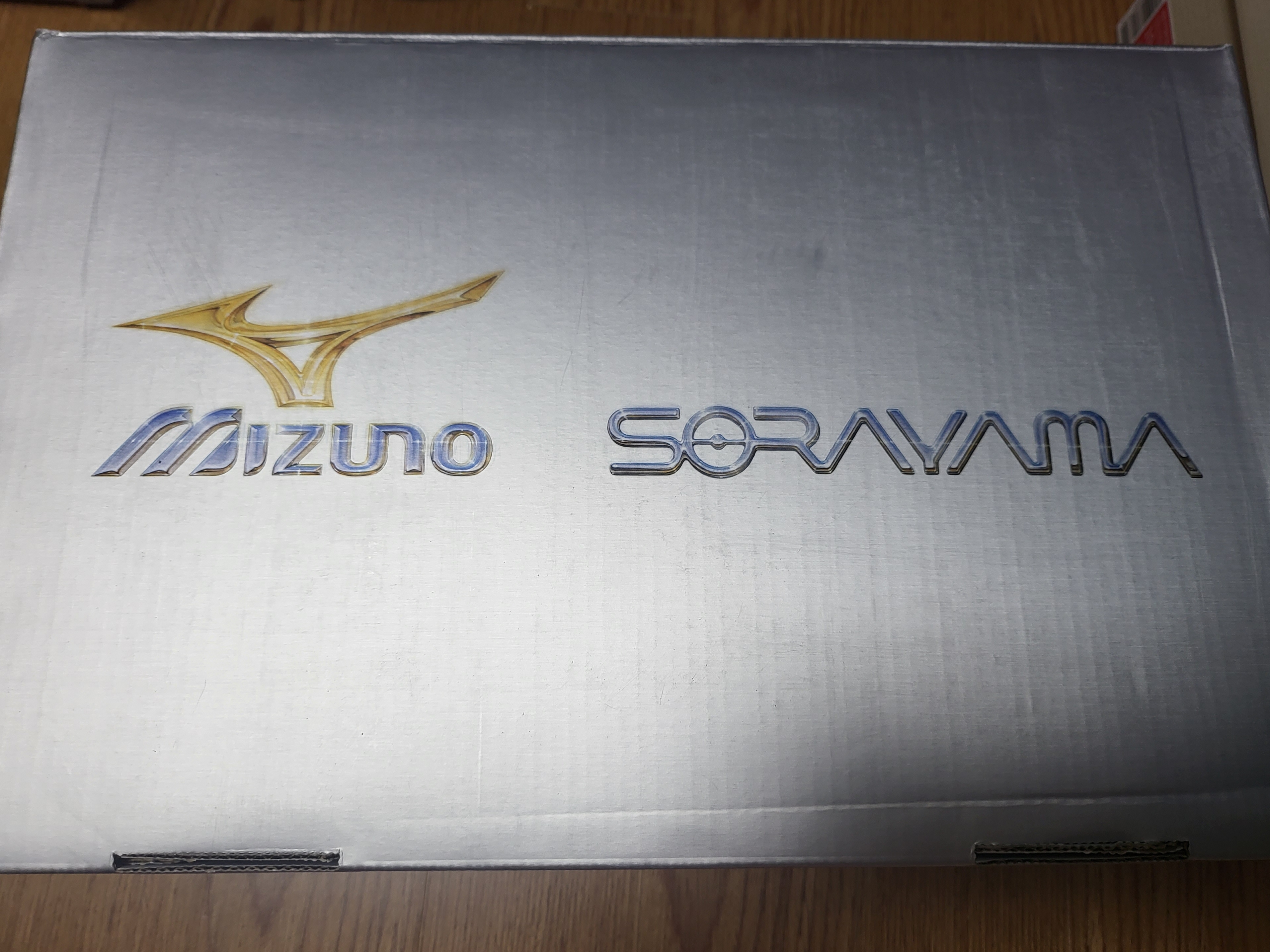 Mizuno x Sorayama Hajime Wave Prophecy Champagne Gold 착용 스타일 - 5