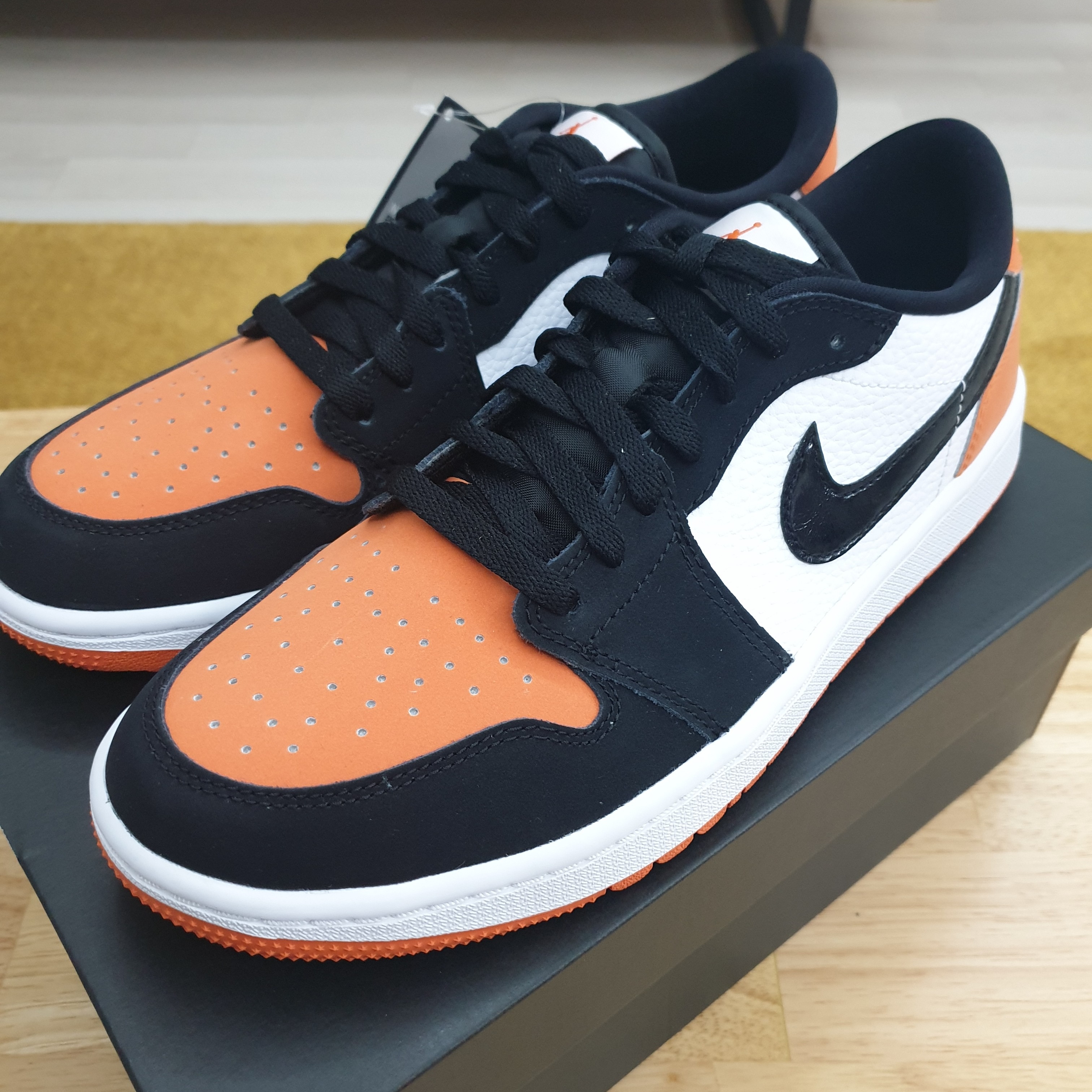 Jordan 1 Low Golf Starfish 착용 스타일 - 2