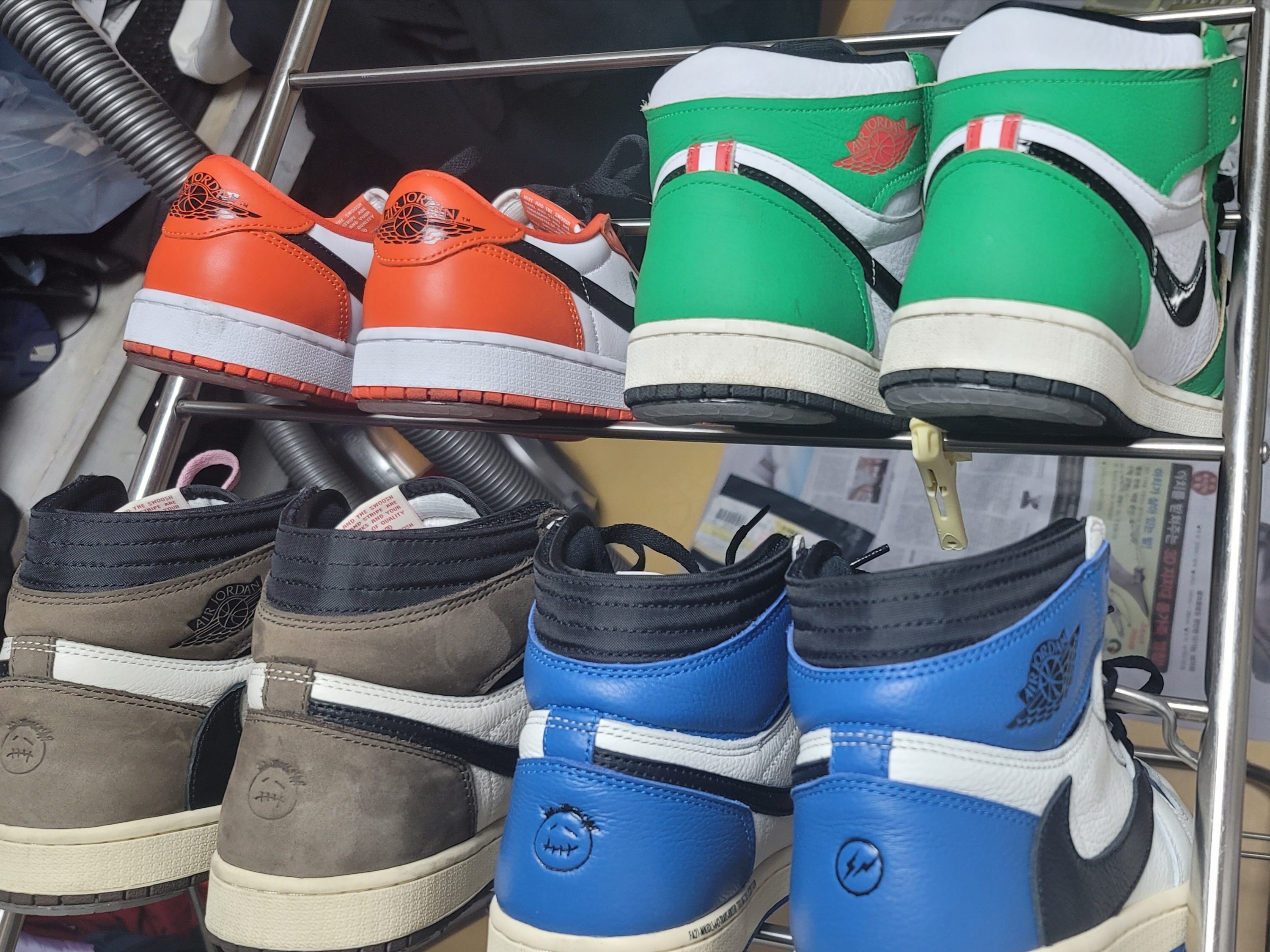 Jordan 1 x Travis Scott Retro High OG SP Mocha, Jordan 1 x Travis Scott x Fragment Retro High OG SP Military Blue 착용 스타일