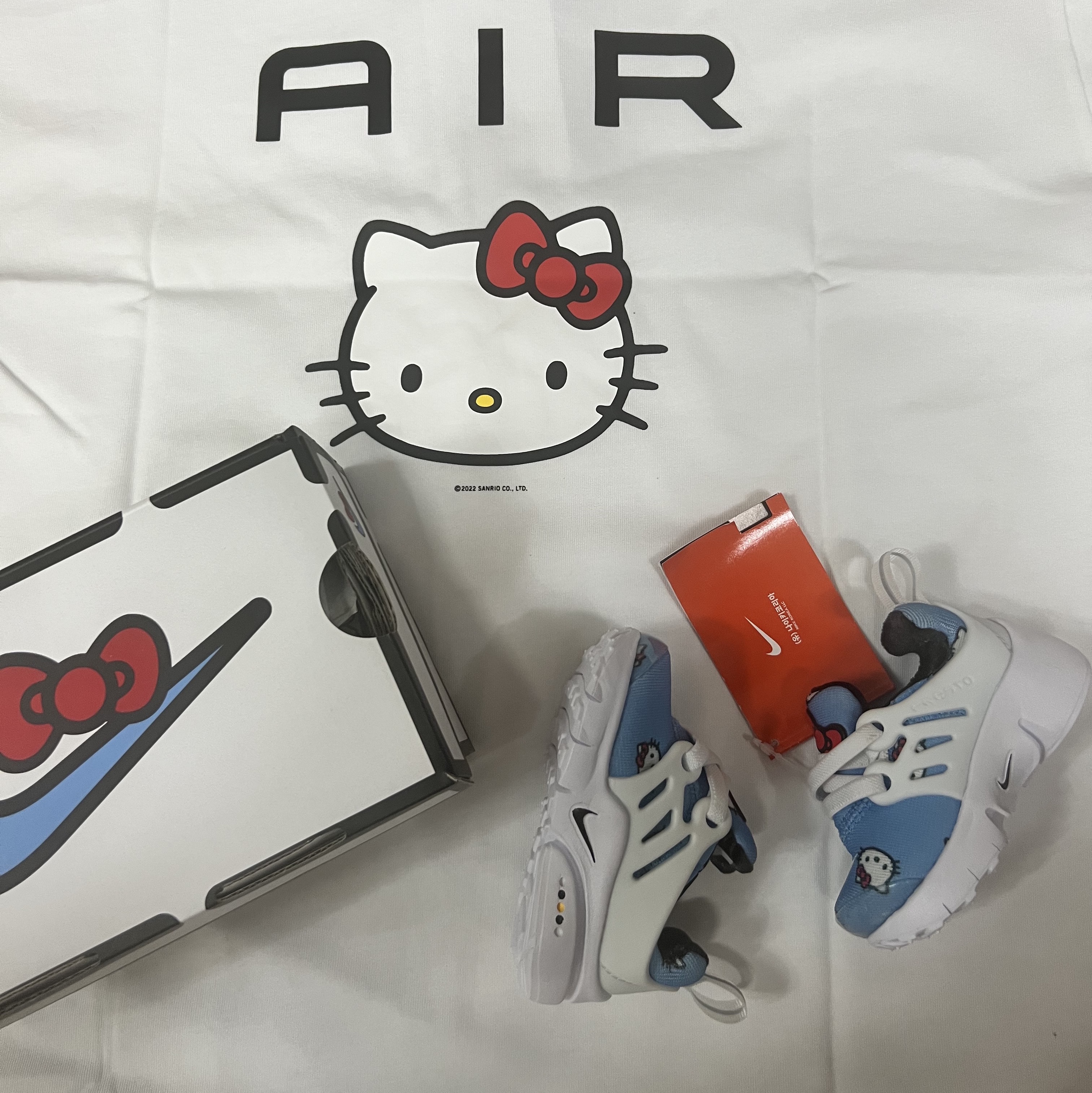 Nike x Hello Kitty NRG Air T-Shirt White - Asia, (TD) Nike x Hello Kitty Air Presto University Blue 착용 스타일
