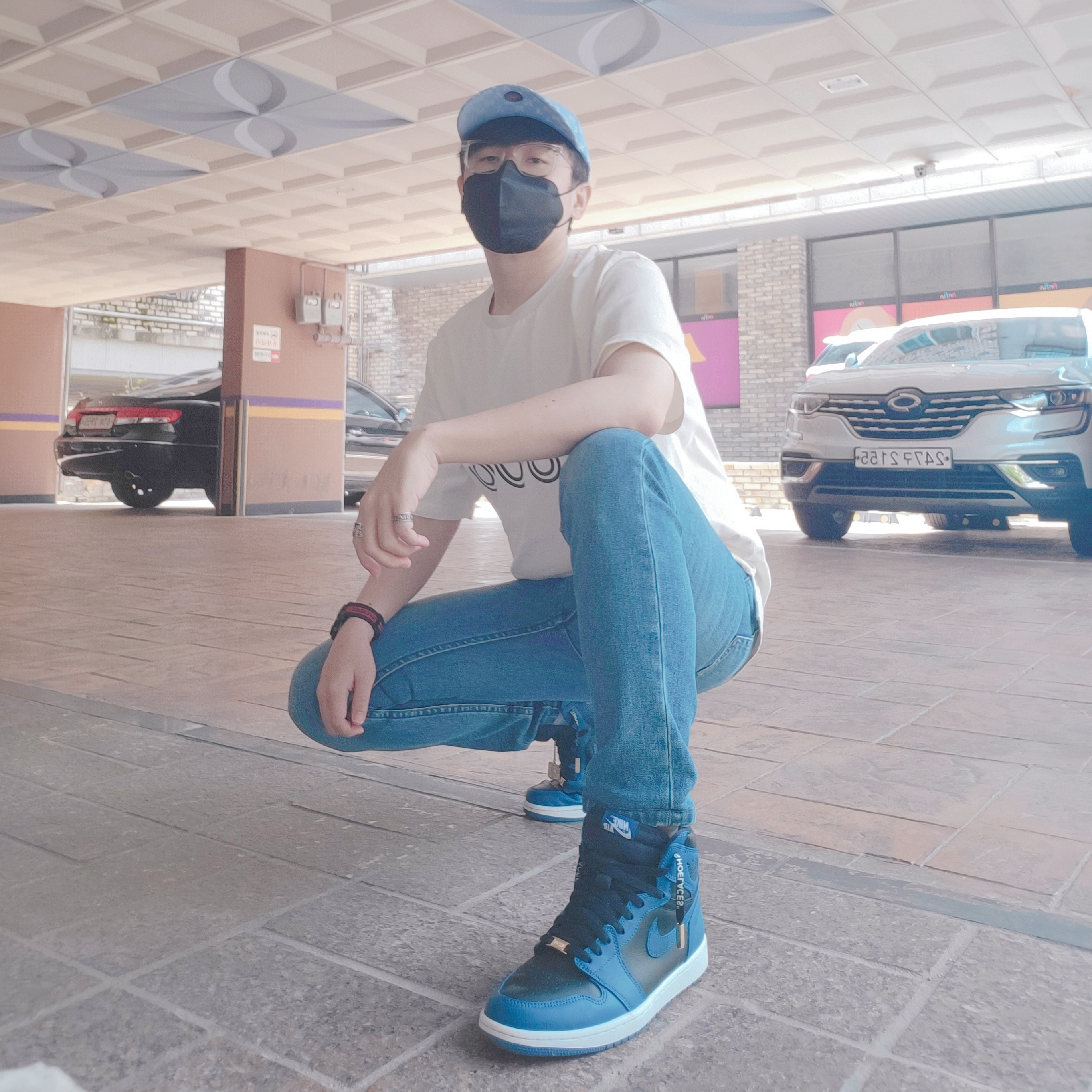 Jordan 1 Retro High OG Dark Marina Blue 착용 스타일