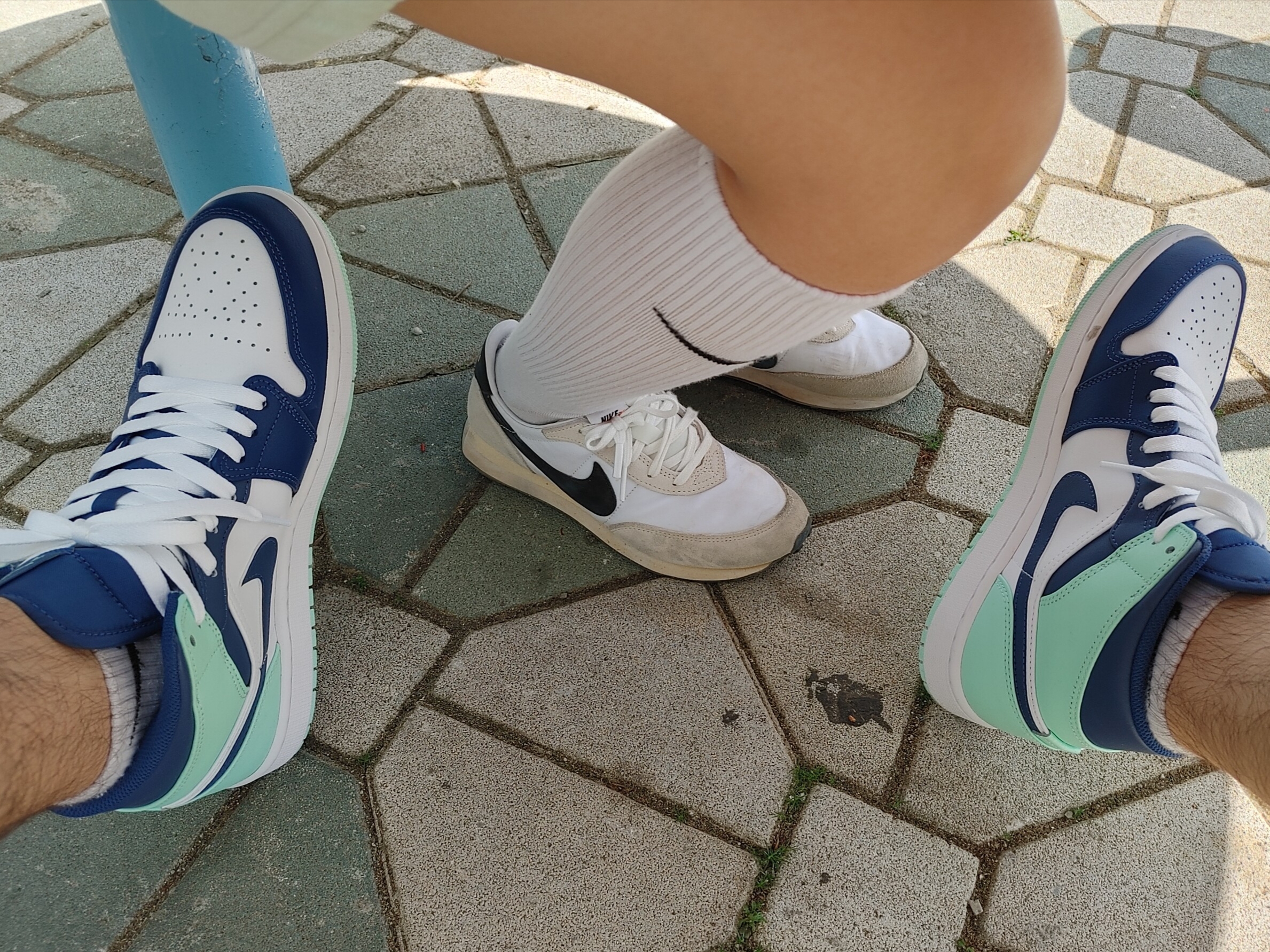 (PS) Nike Waffle Trainer 2 White Black, Jordan 1 Mid Blue Mint 착용 스타일