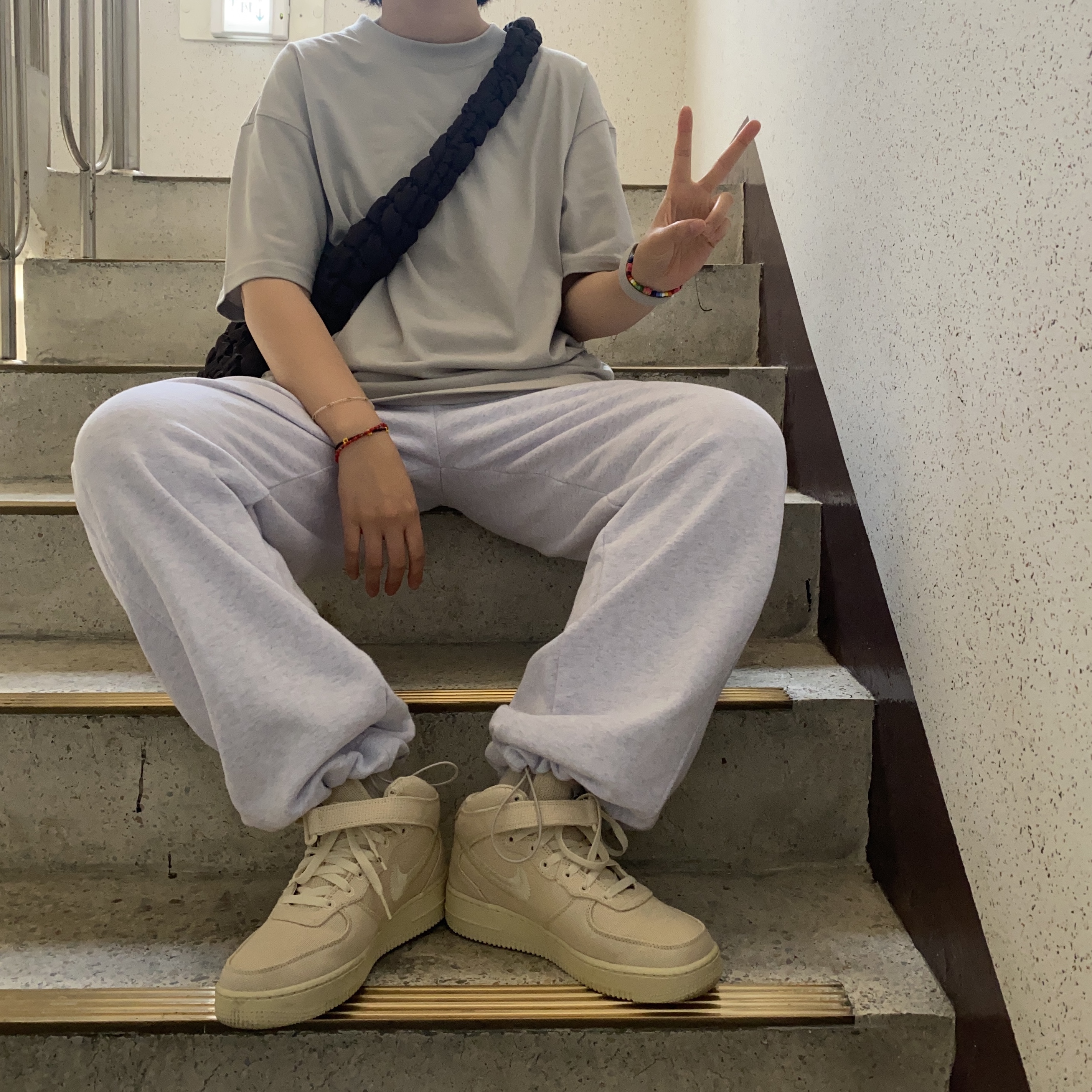 Nike x Stussy Air Force 1 '07 Mid SP Fossil, Nike ACG LBR Lungs T-Shirt Light Iron Ore - Asia 착용 스타일