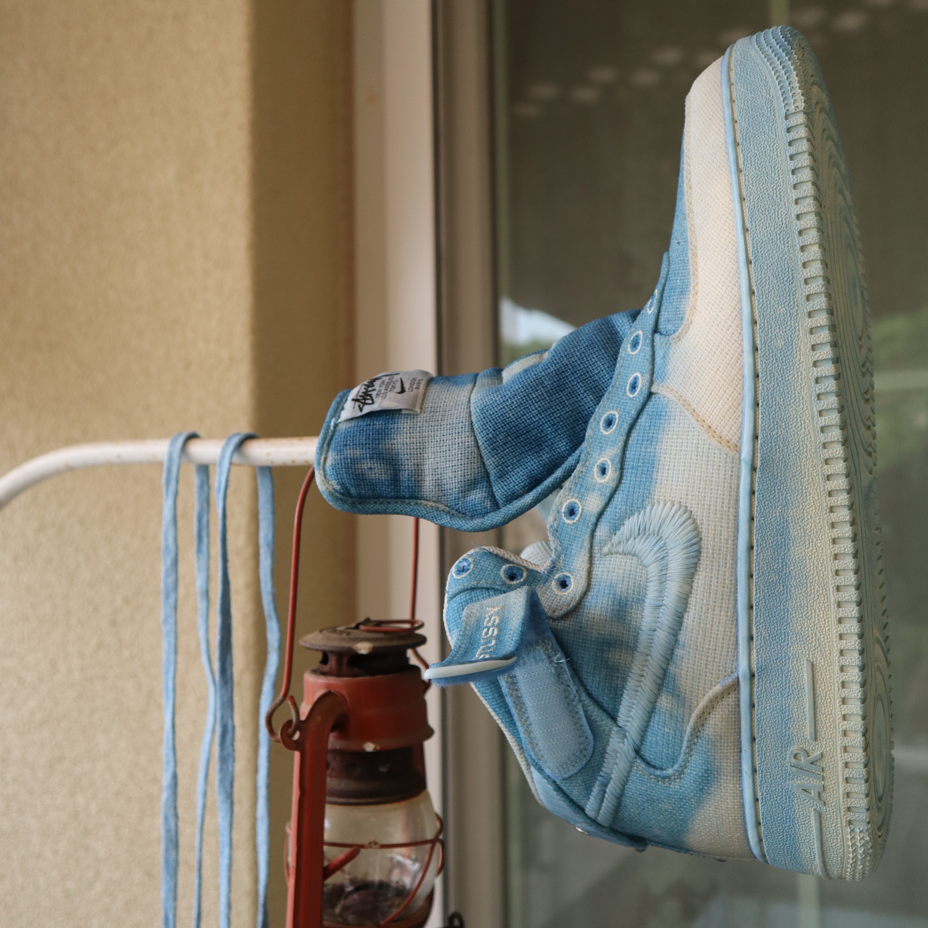 Nike x Stussy Air Force 1 '07 Mid SP Fossil 착용 스타일 - 1