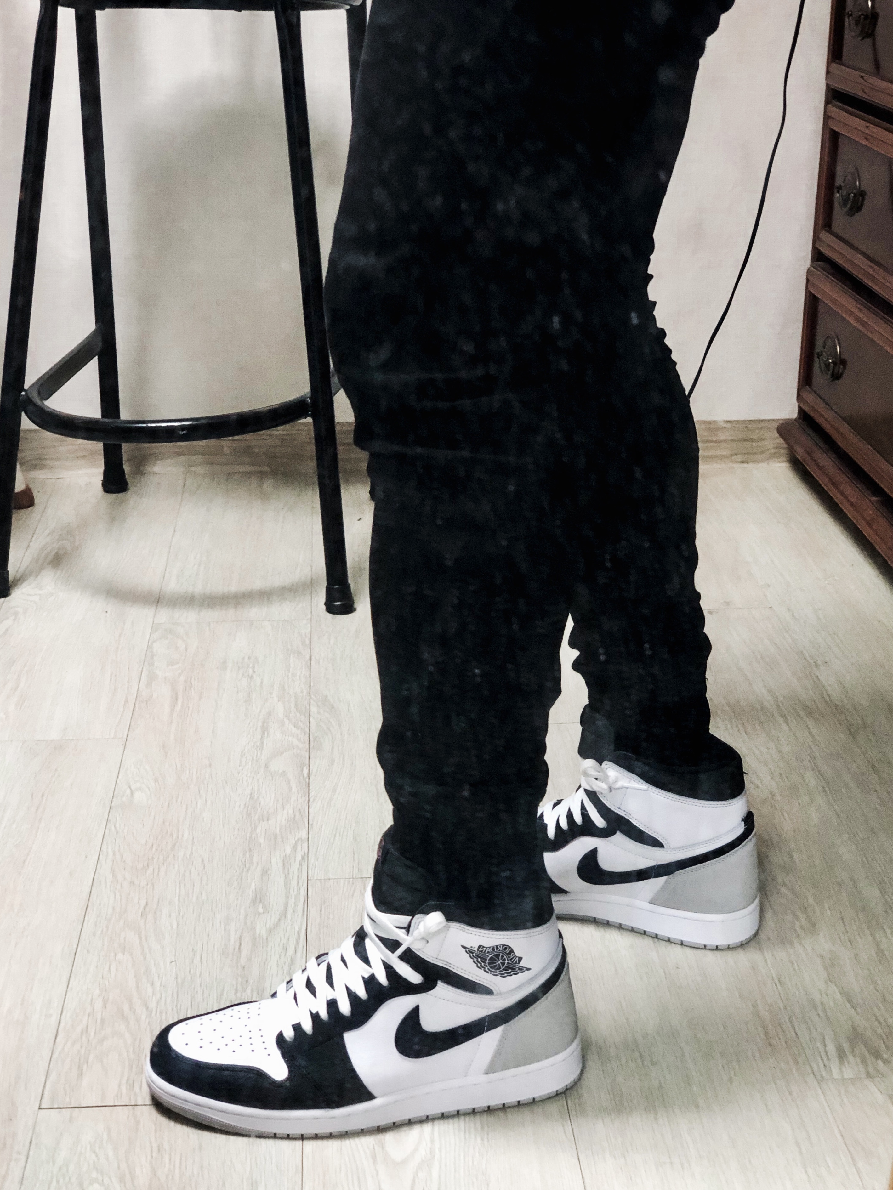 Jordan 1 Retro High OG Bleached Coral 착용 스타일 - 2