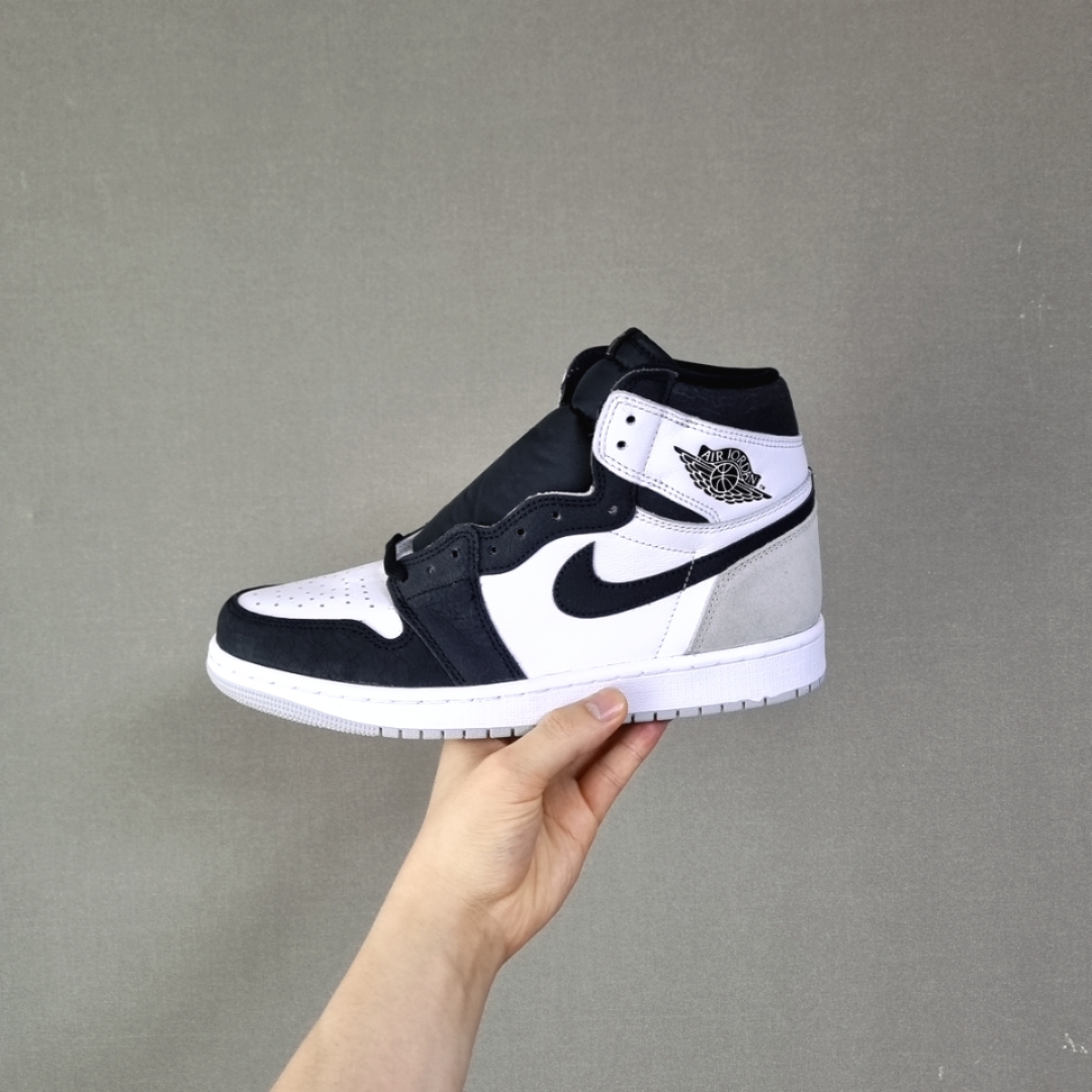 Jordan 1 Retro High OG Bleached Coral 착용 스타일