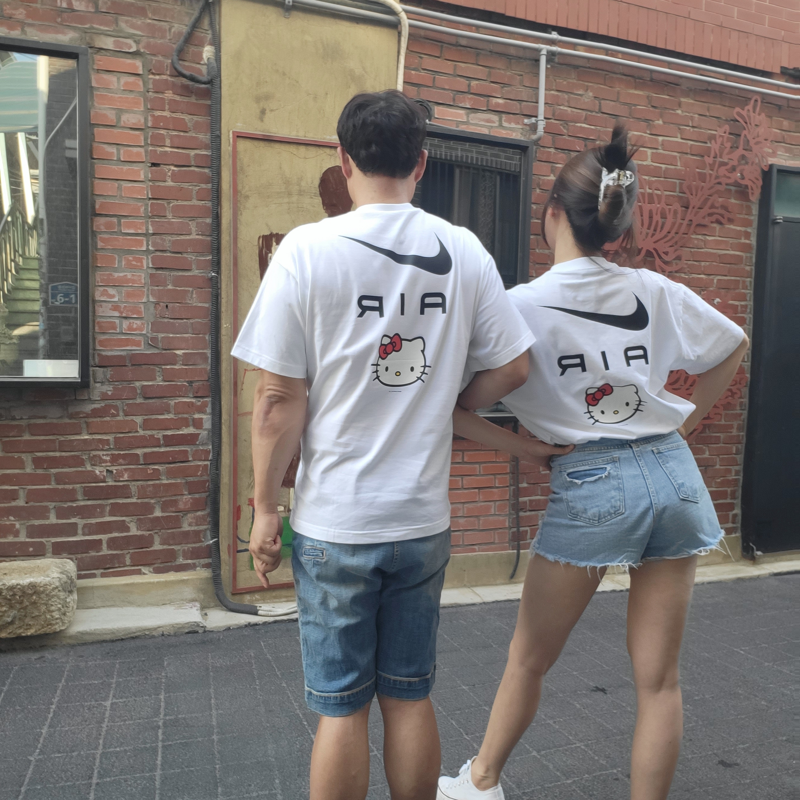 Nike x Hello Kitty NRG Air T-Shirt White - Asia 착용 스타일