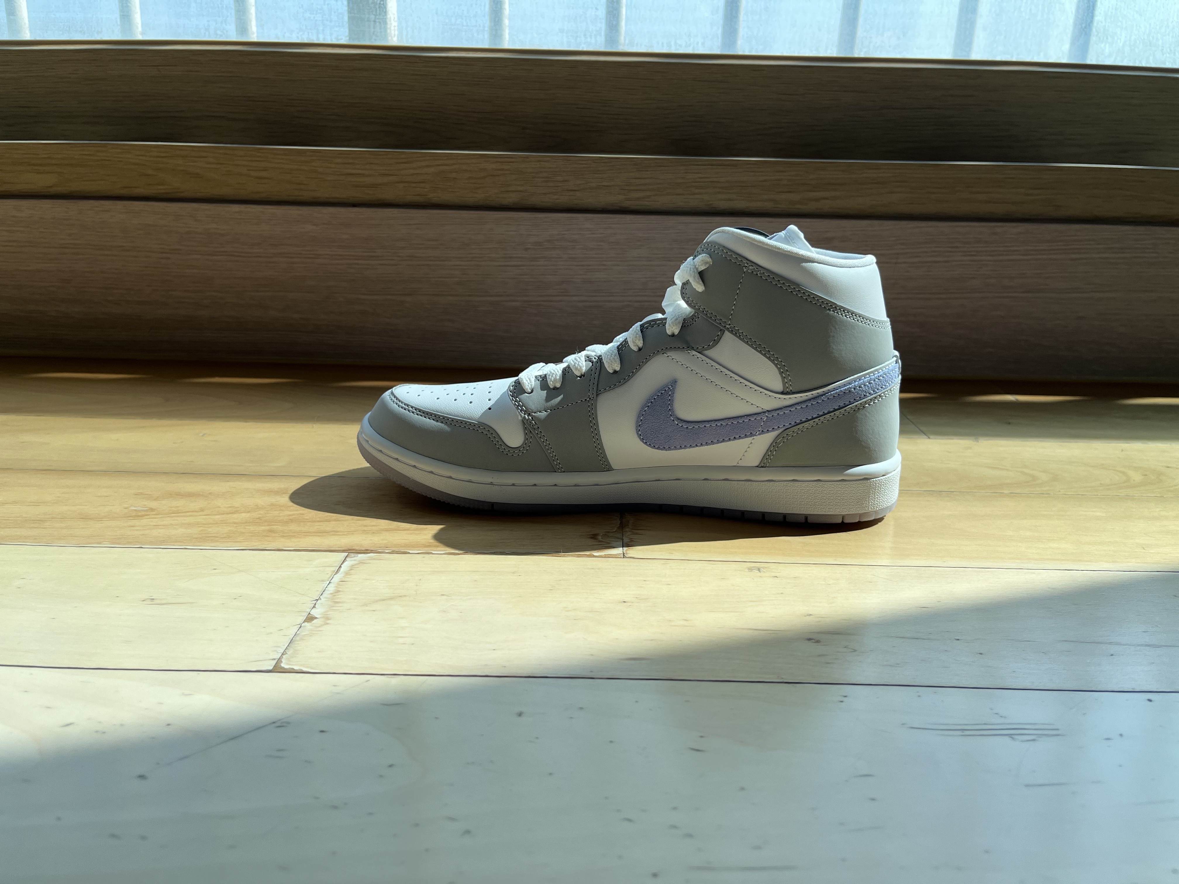 (W) Jordan 1 Mid Wolf Grey 착용 스타일