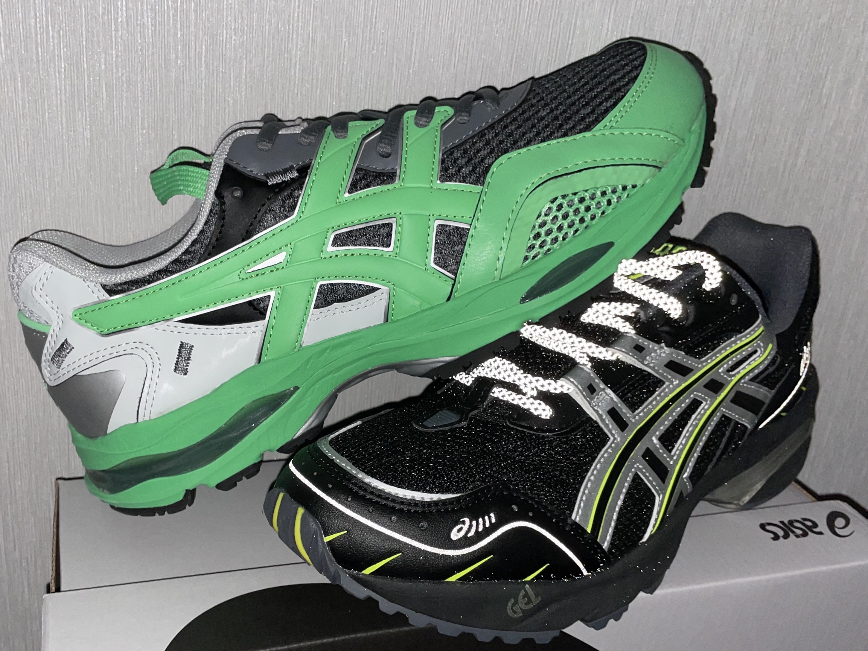 Asics HS2-S Gel-MC Plus Sea Glass Graphite Grey 착용 스타일 - 2