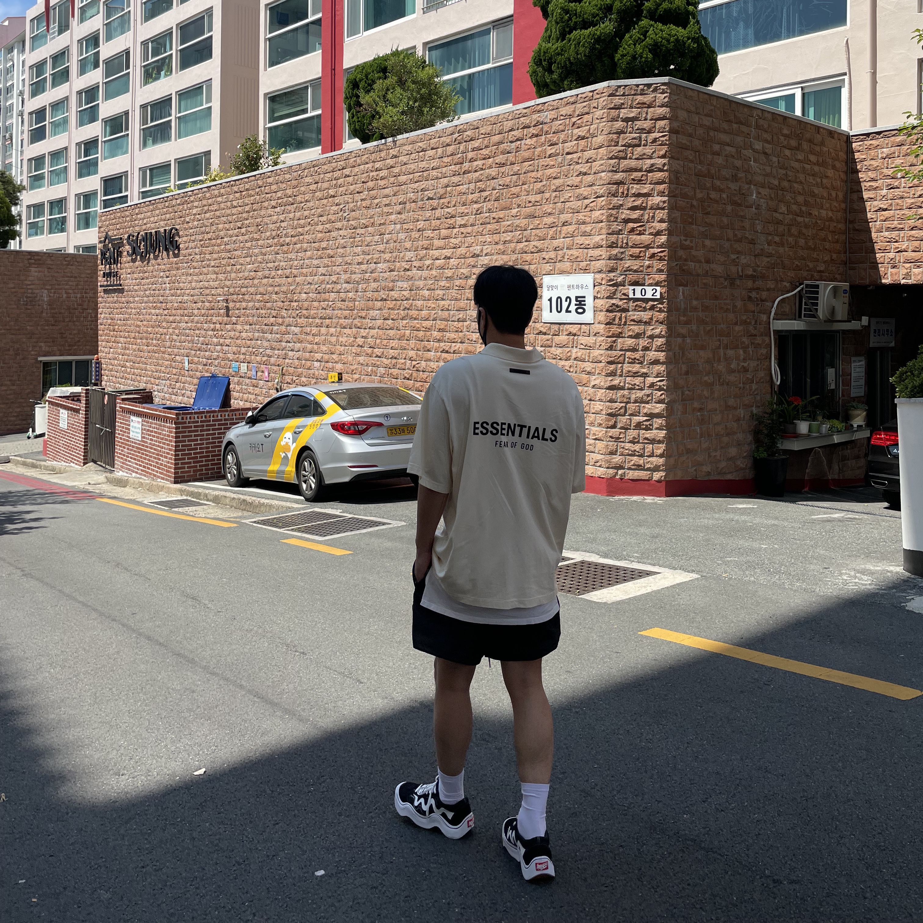 Essentials Short Sleeve Polo Cream - 21SS 착용 스타일