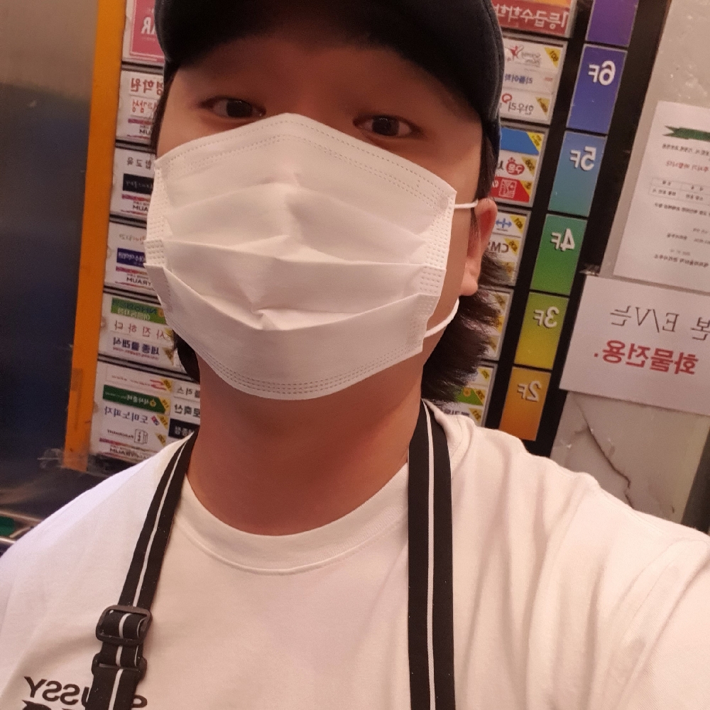 KREAM 프로필 이미지