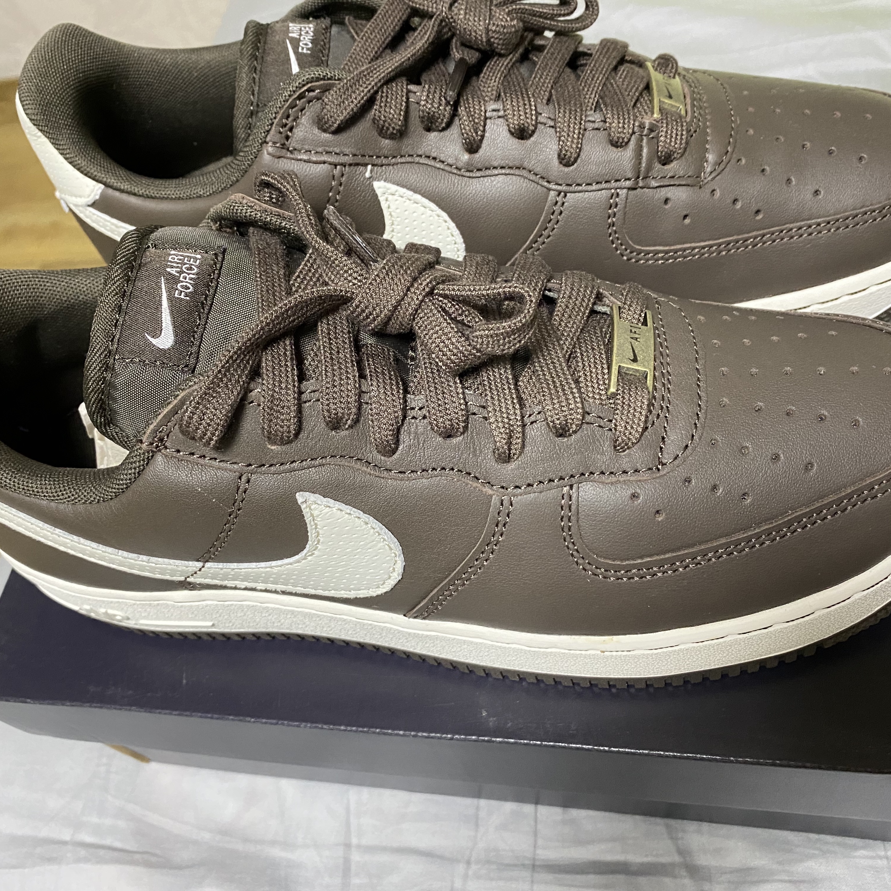 Nike Air Force 1 '07 Craft Dark Chocolate 착용 스타일 - 1