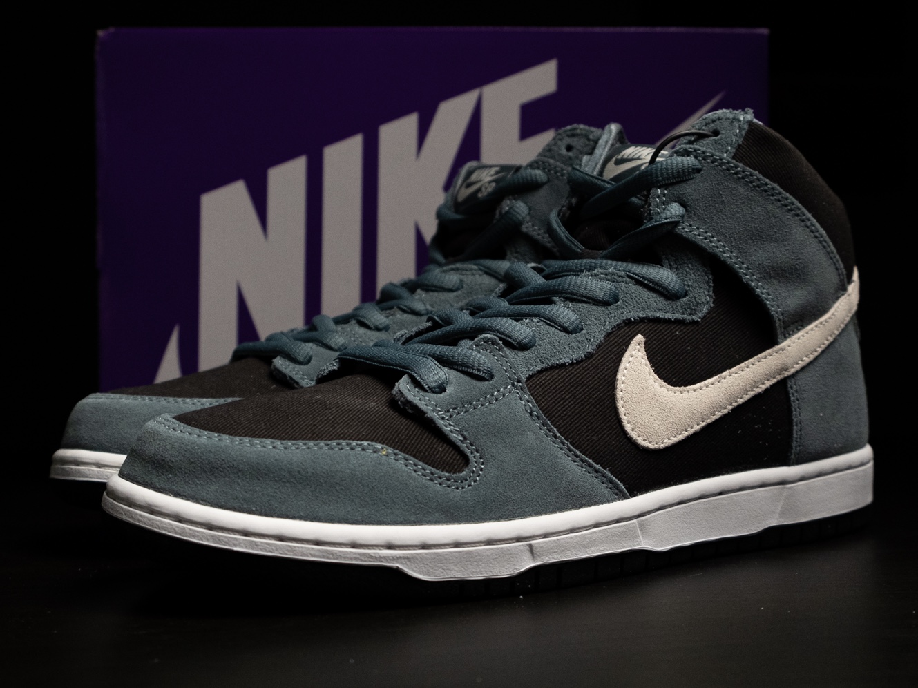 Nike SB Dunk High Pro Mineral Slate Suede 착용 스타일