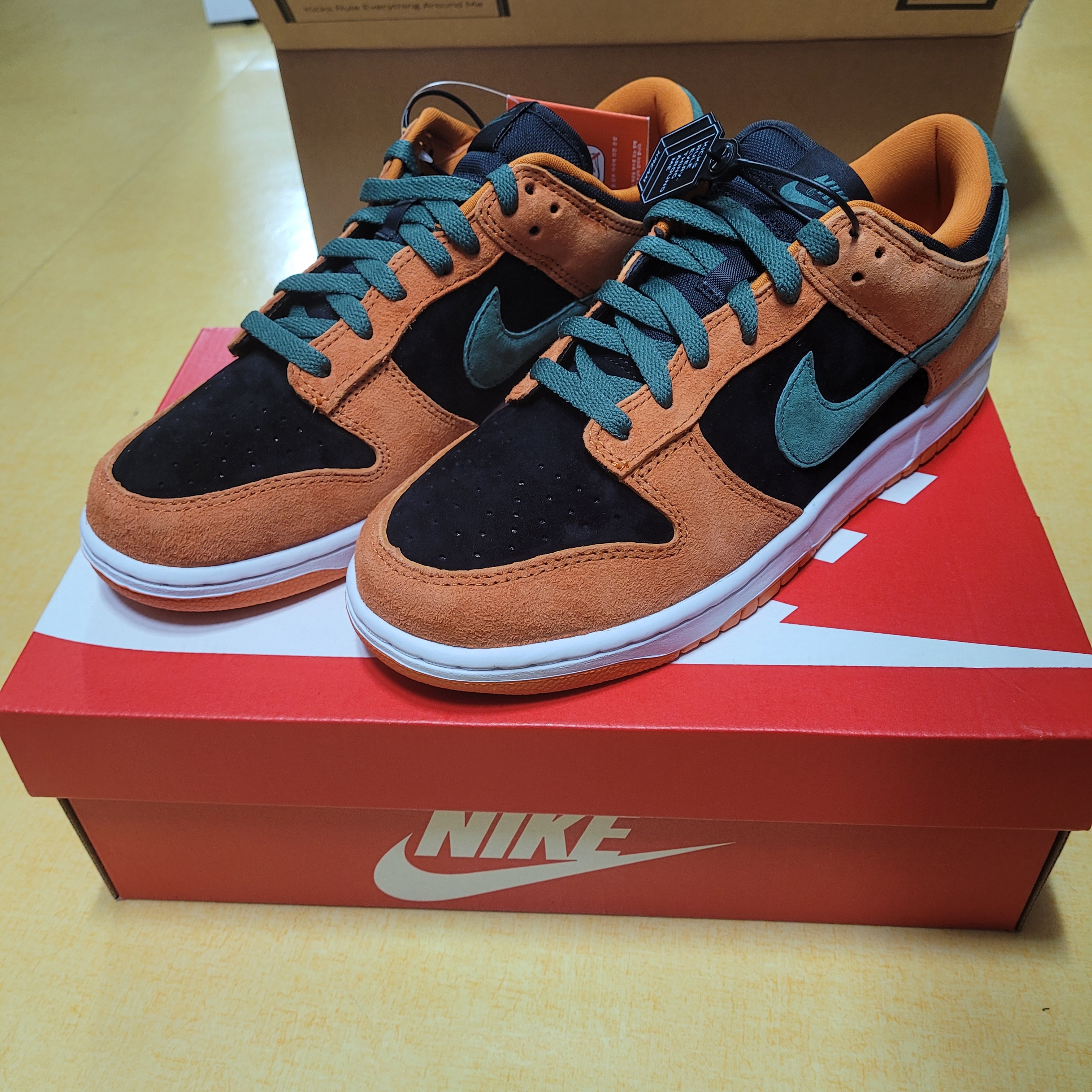 Nike Dunk Low SP Ceramic 착용 스타일