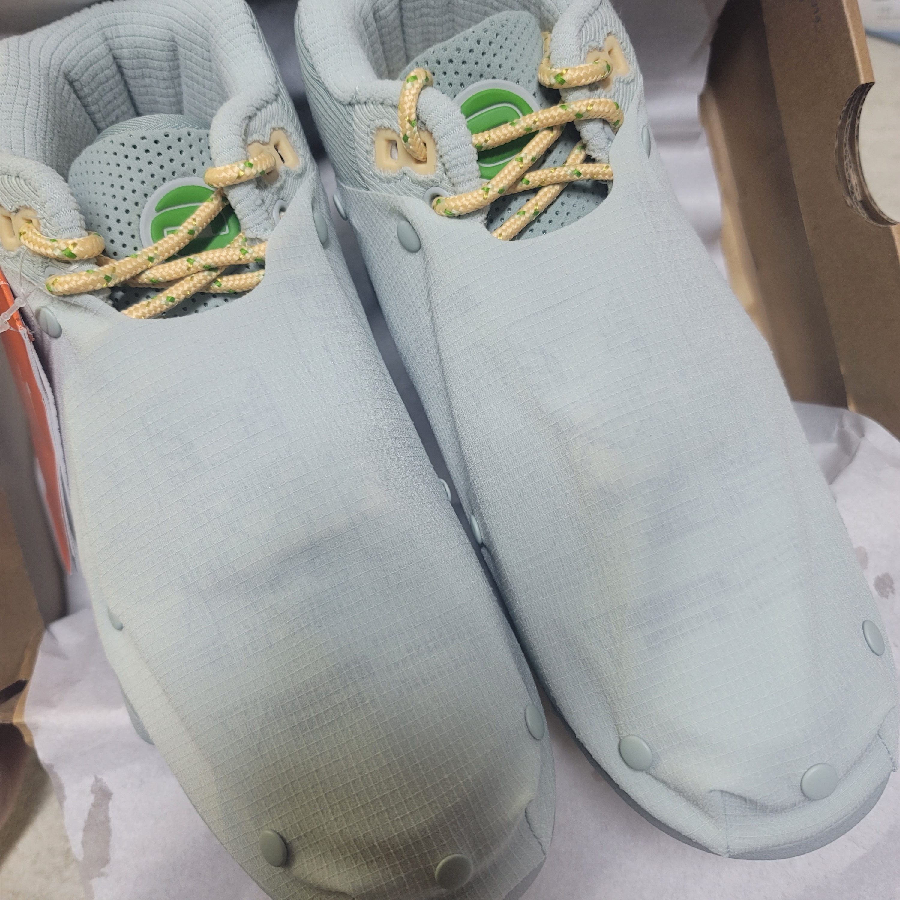 Nike x Travis Scott Nike Air Trainer 1 Grey Haze and Dusty Sage 착용 스타일