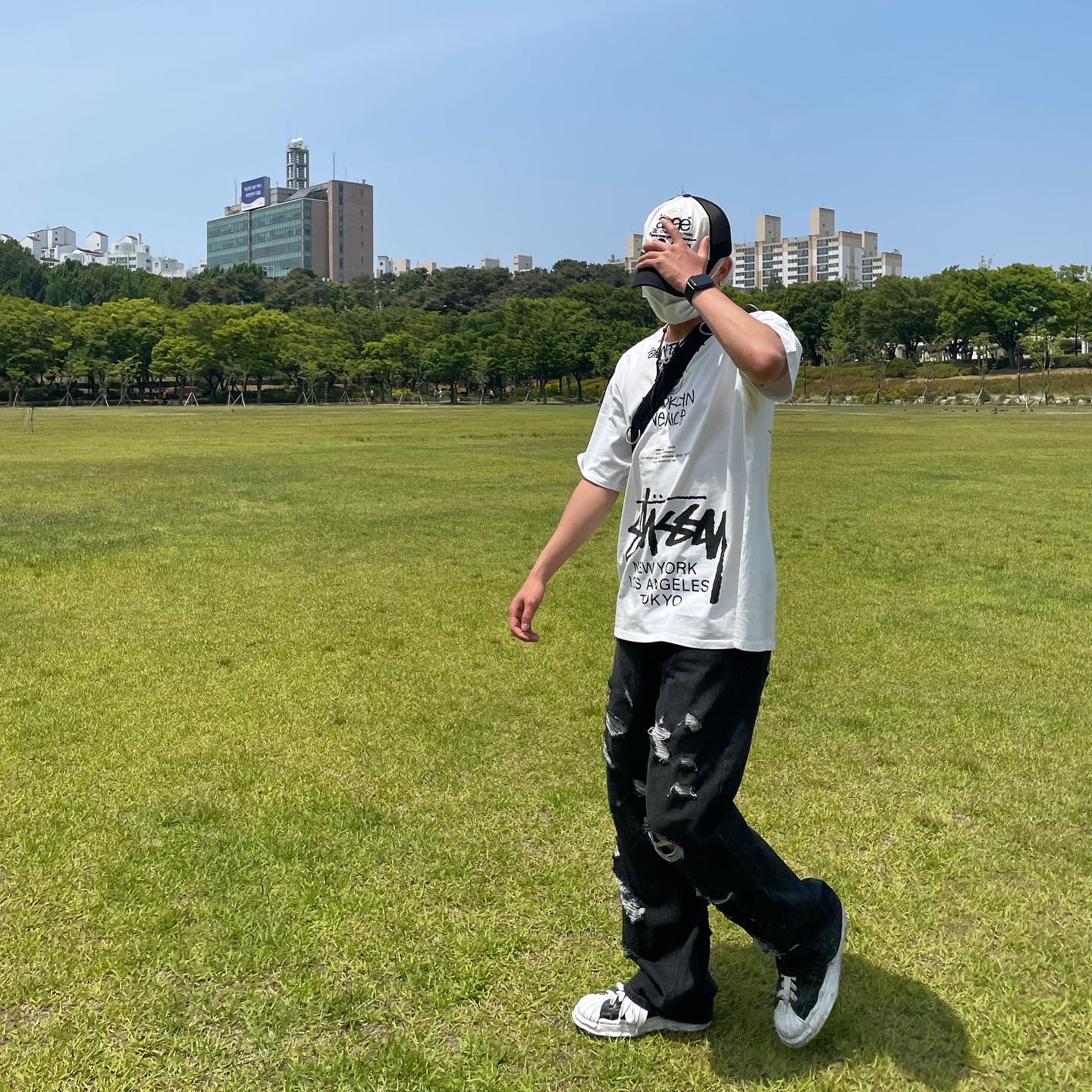 Maison Mihara Yasuhiro Blakey OG Sole Canvas Low-top Sneakers Black White, Maison Mihara Yasuhiro Blakey OG Sole Leather Low-top Sneakers Black ์ฐฉ์ฉ ์คํ์ผ - 4