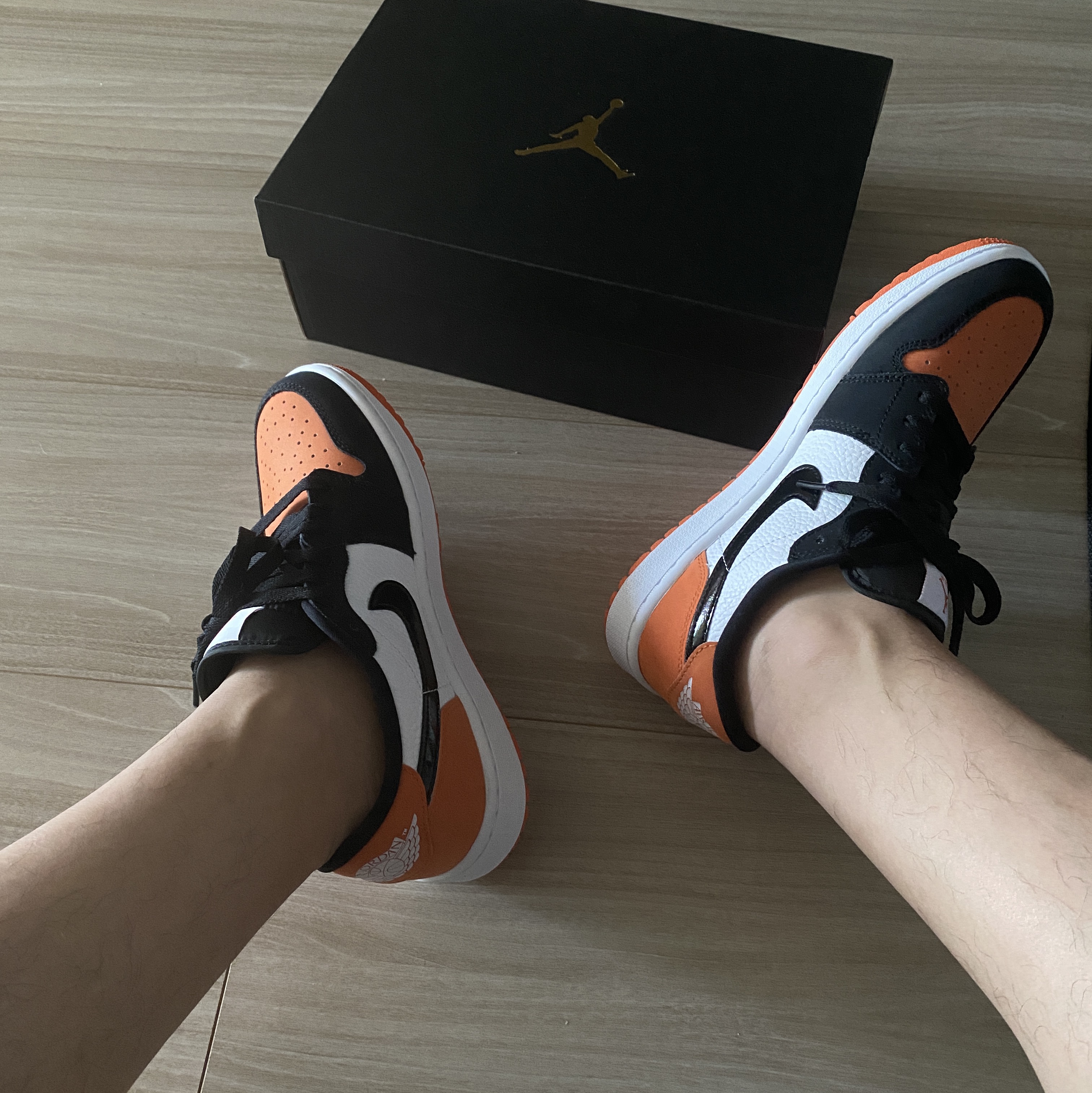Jordan 1 Low Golf Starfish 착용 스타일 - 2