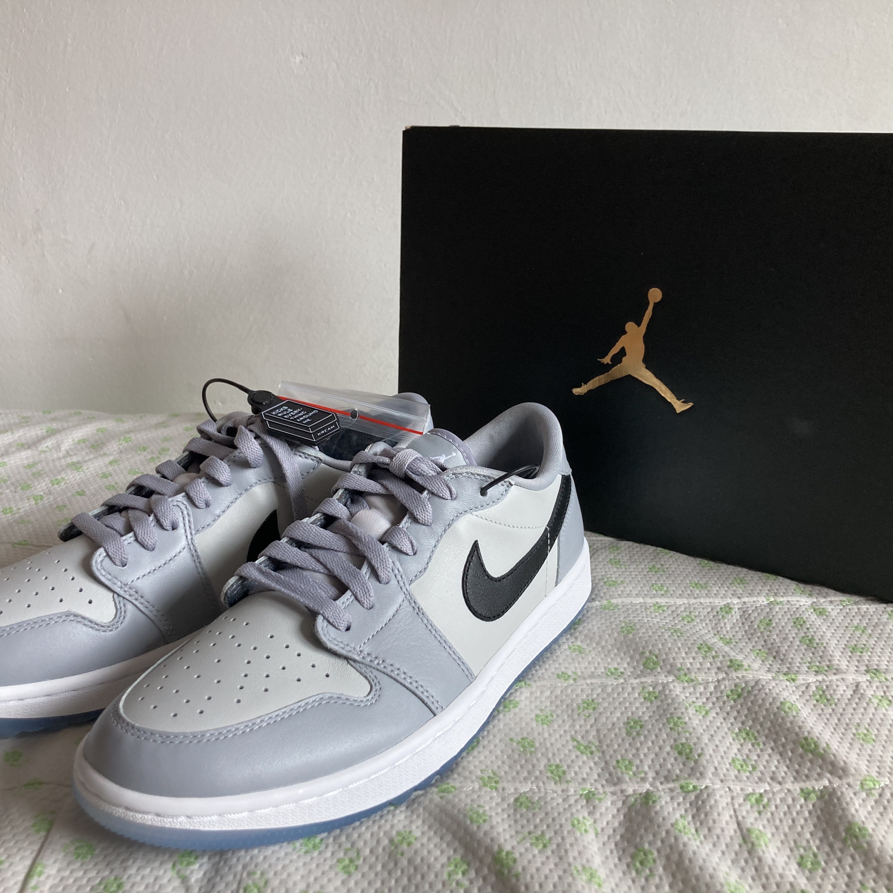 Jordan 1 Low Golf Wolf Grey 착용 스타일