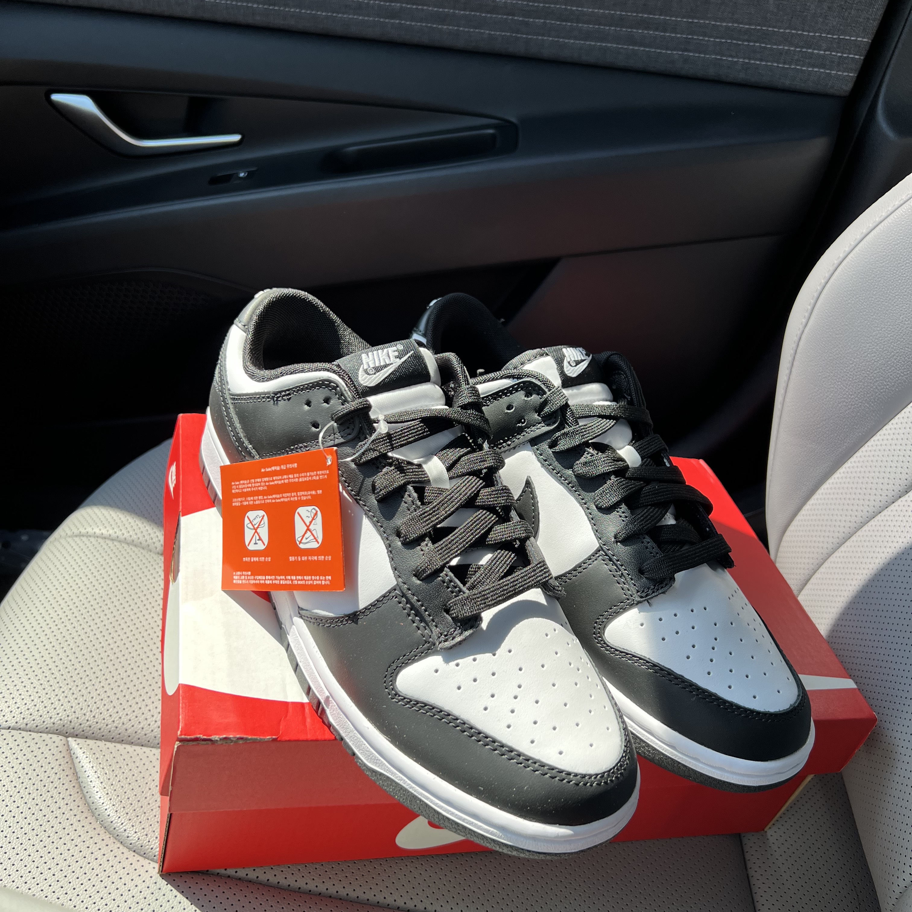 Nike Dunk Low Retro Black 착용 스타일