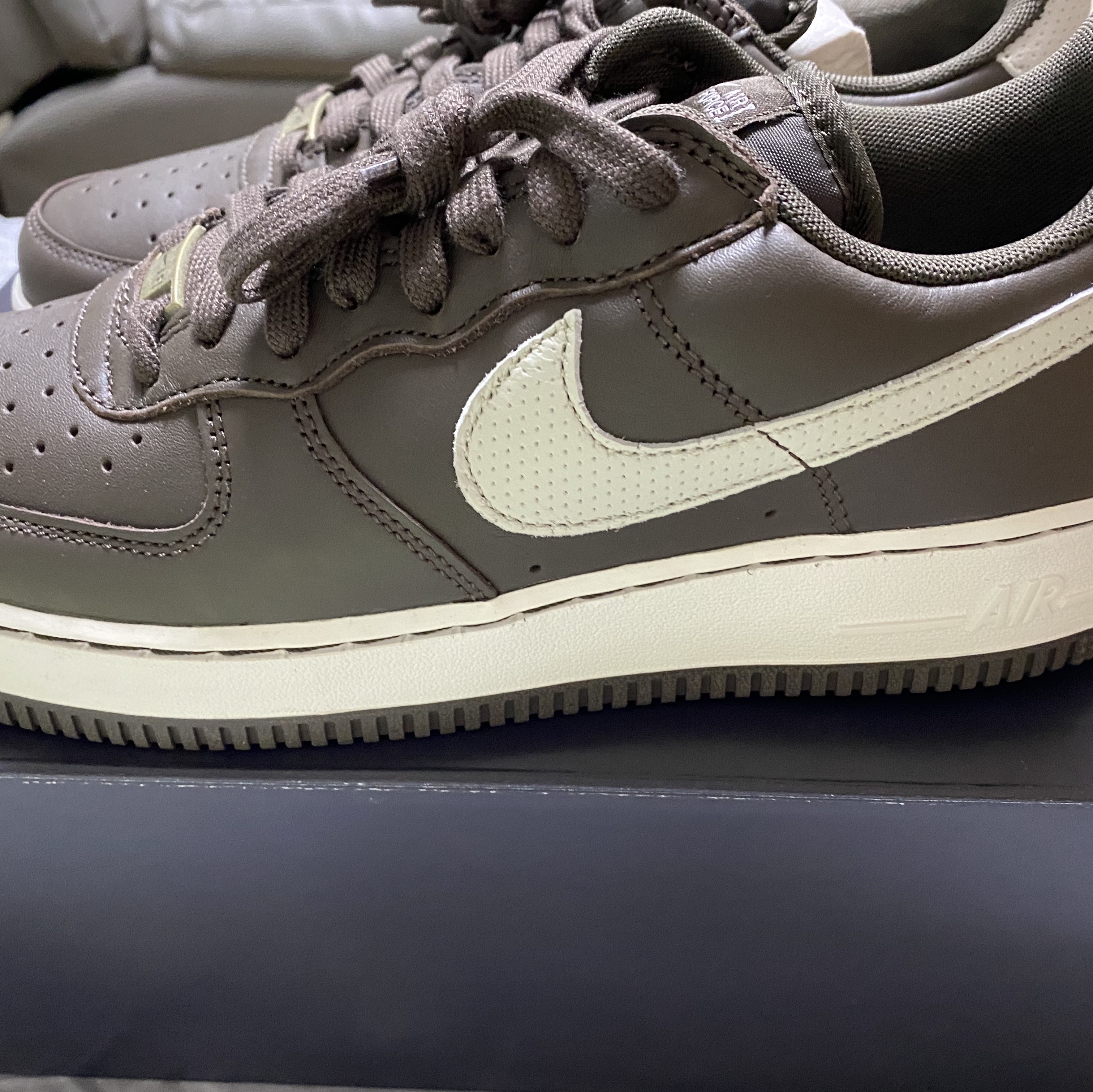 Nike Air Force 1 '07 Craft Dark Chocolate 착용 스타일 - 3