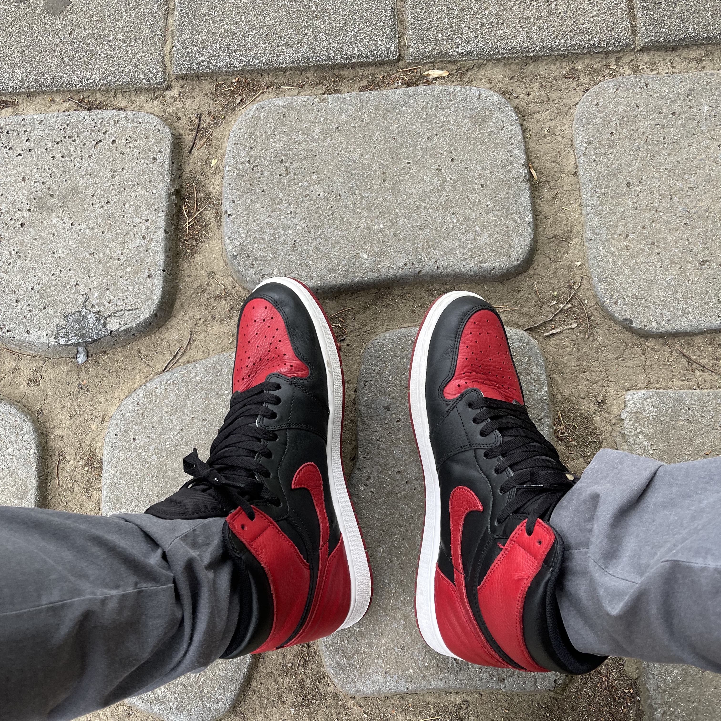 Jordan 1 Retro High OG Bred Banned 2016 착용 스타일 - 2
