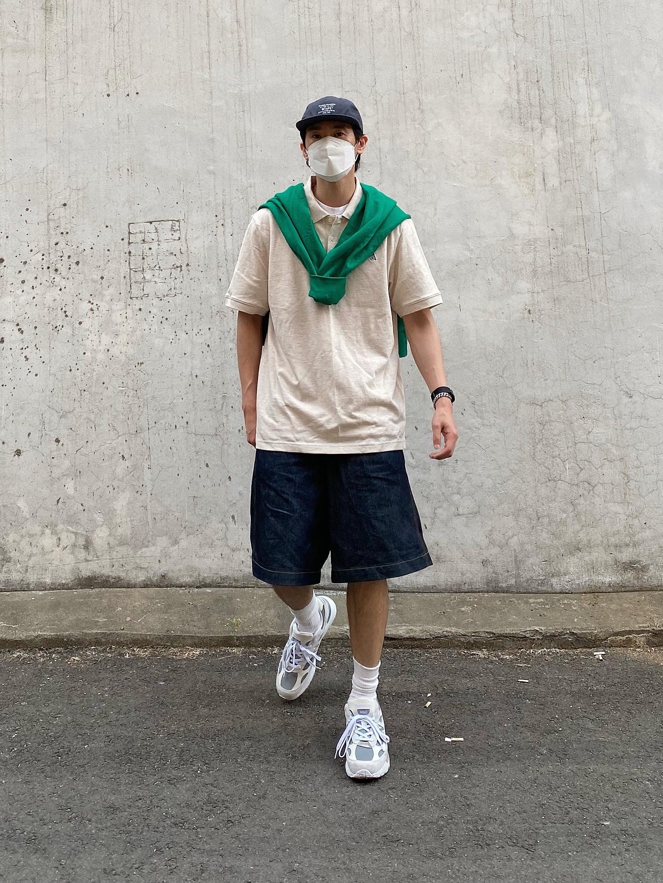 New Balance 992 Made in USA White Silver 착용 스타일 - 4