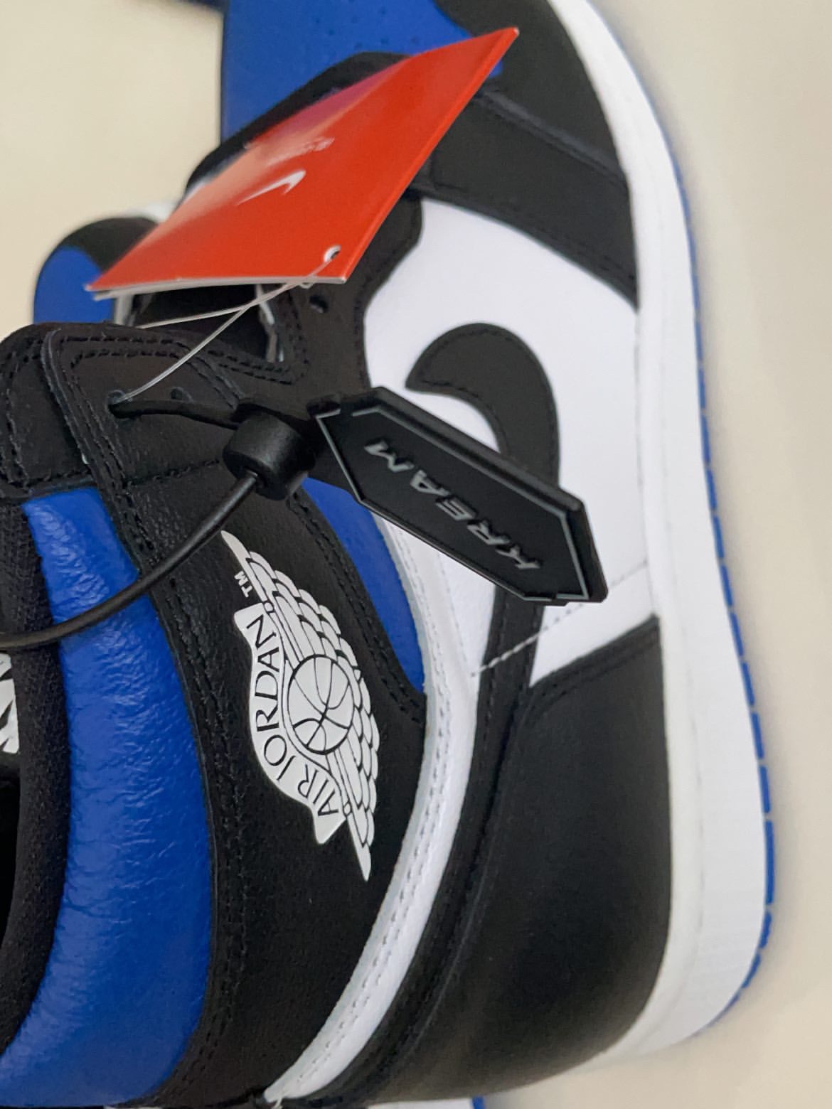 Jordan 1 Retro High OG Royal Toe 착용 스타일