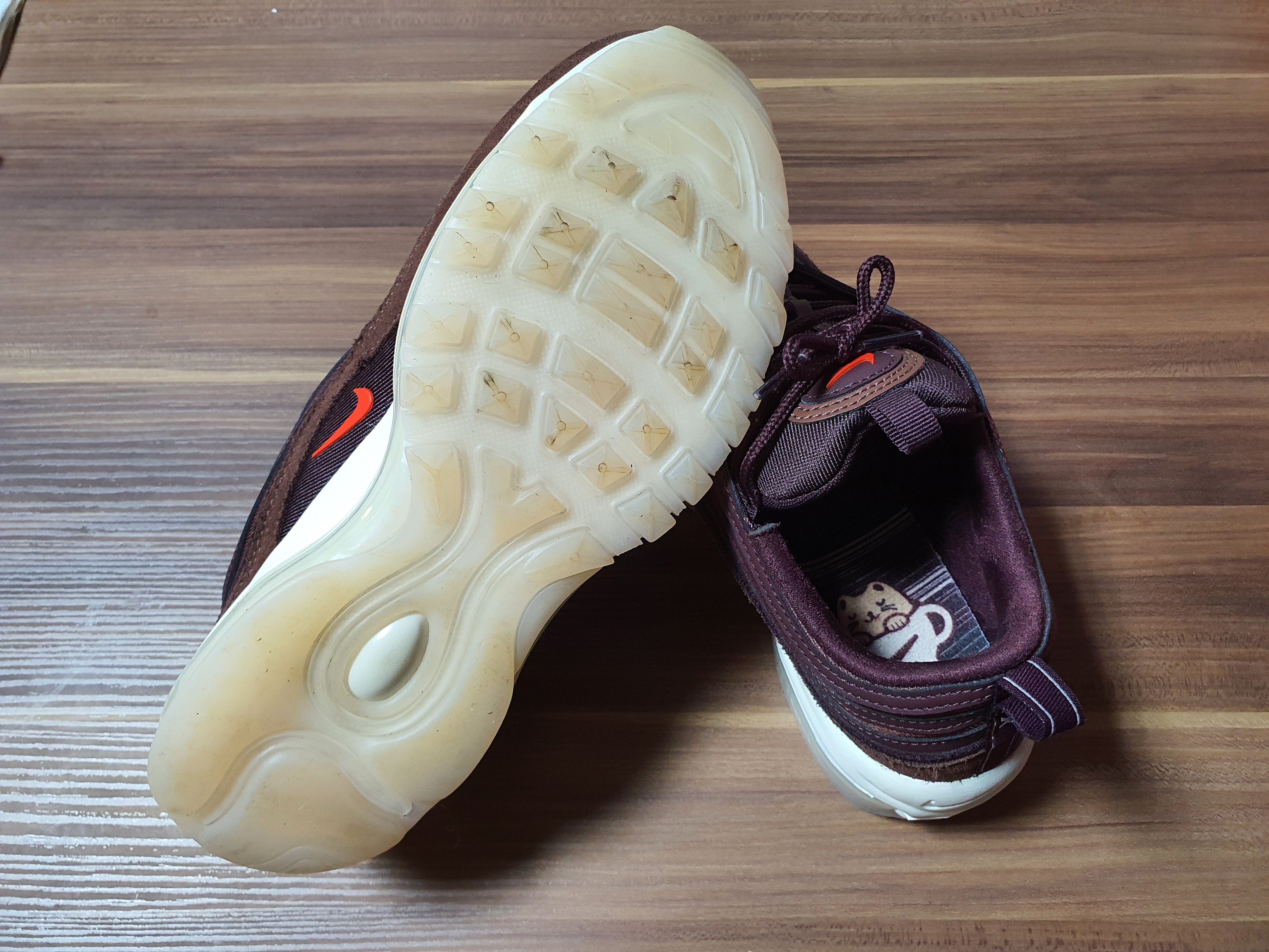(W) Nike Air Max 97 SE Coffee 착용 스타일 - 4