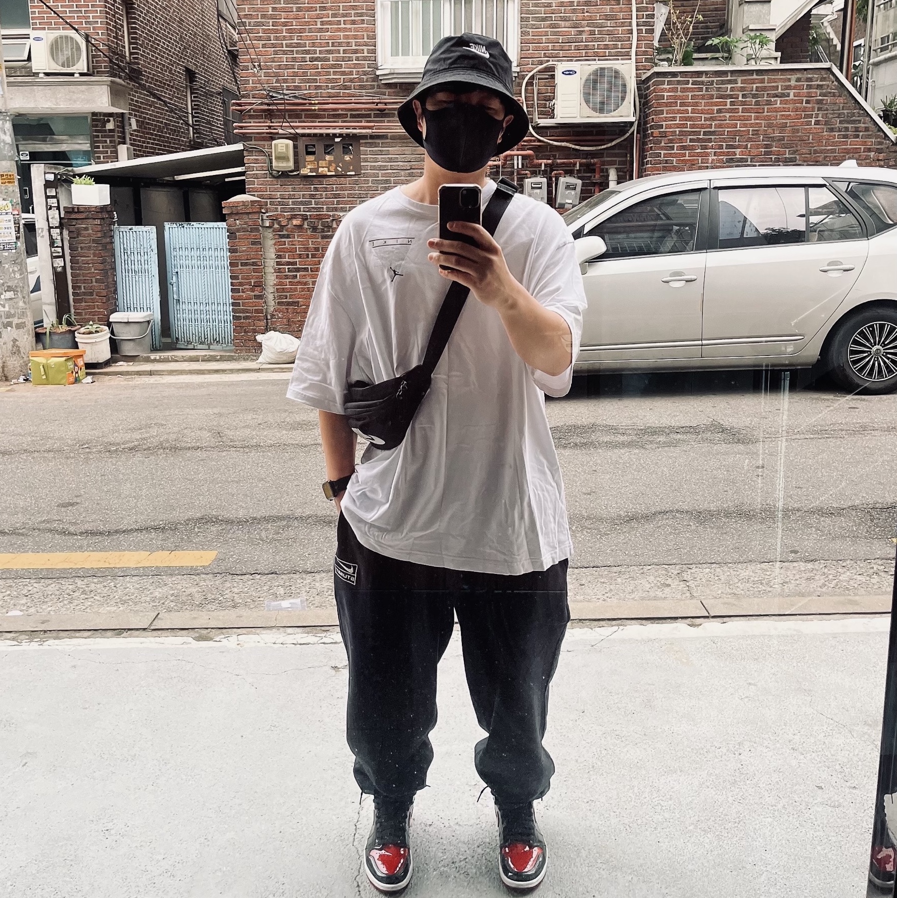 Nike x Stussy NRG RA Washed Fleece Pants Black (DN4030-010), Jordan 1 Retro High OG Patent Bred 착용 스타일