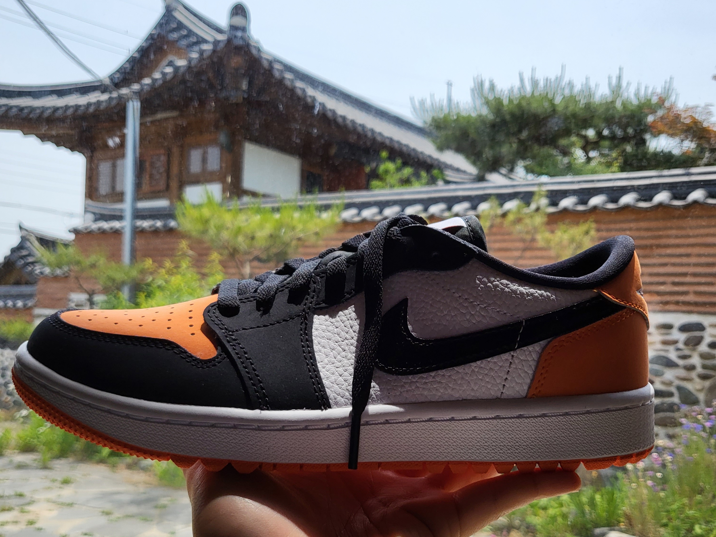 Jordan 1 Low Golf Starfish 착용 스타일