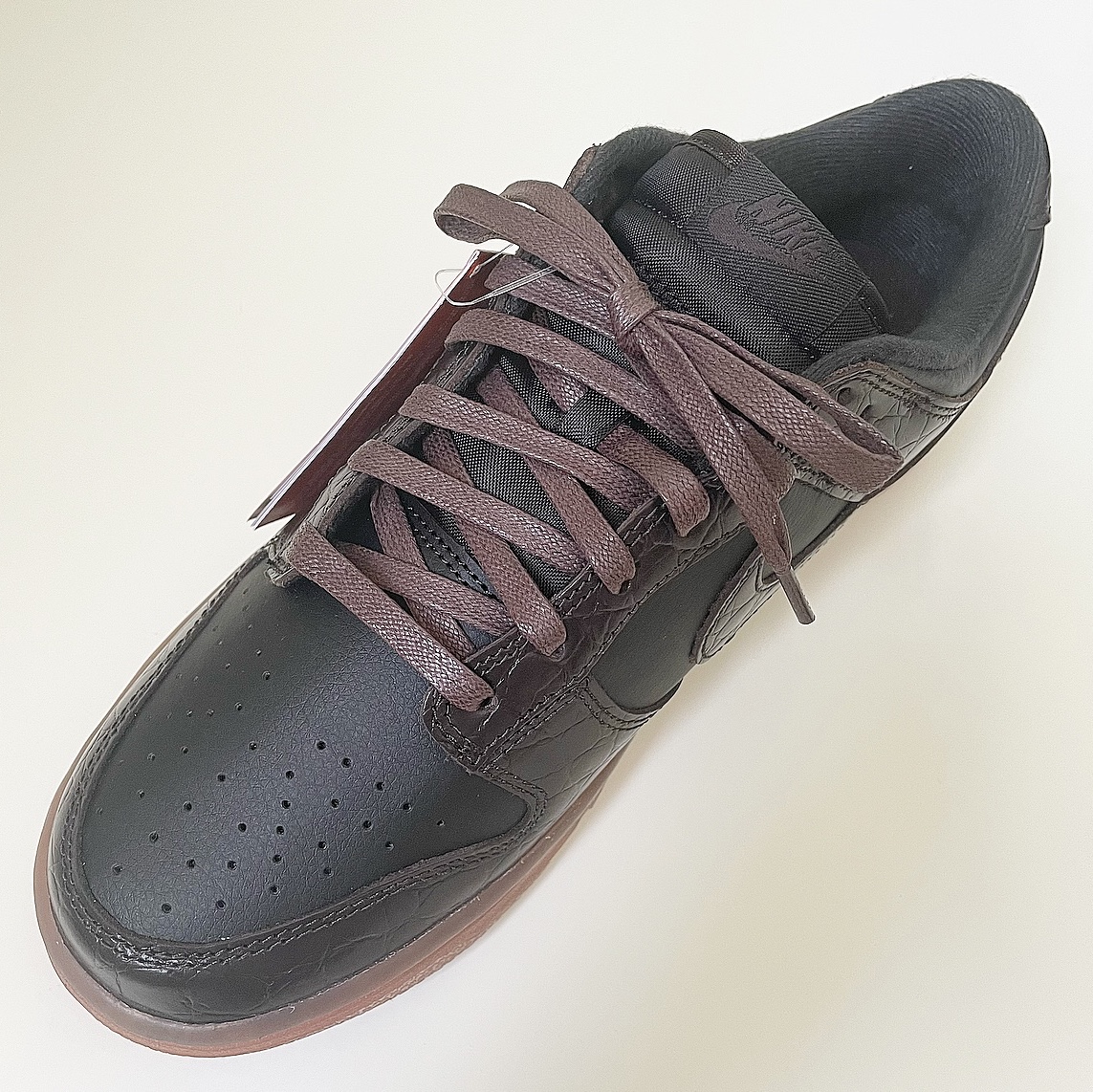 Nike Dunk Low SE Velvet Brown and Black 착용 스타일 - 2