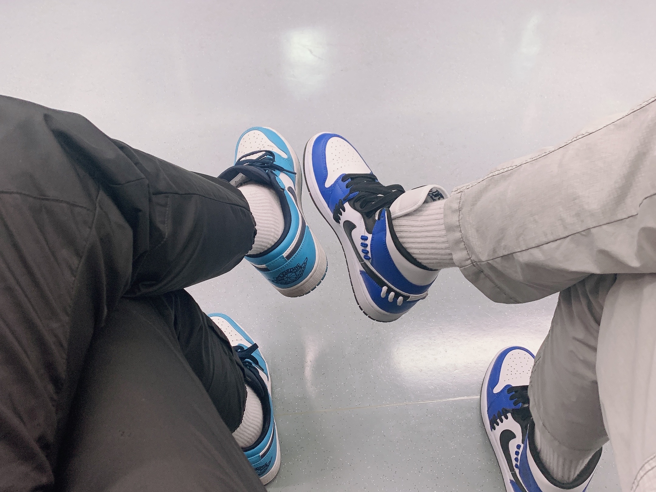 Jordan 1 Low Dark Powder Blue 착용 스타일