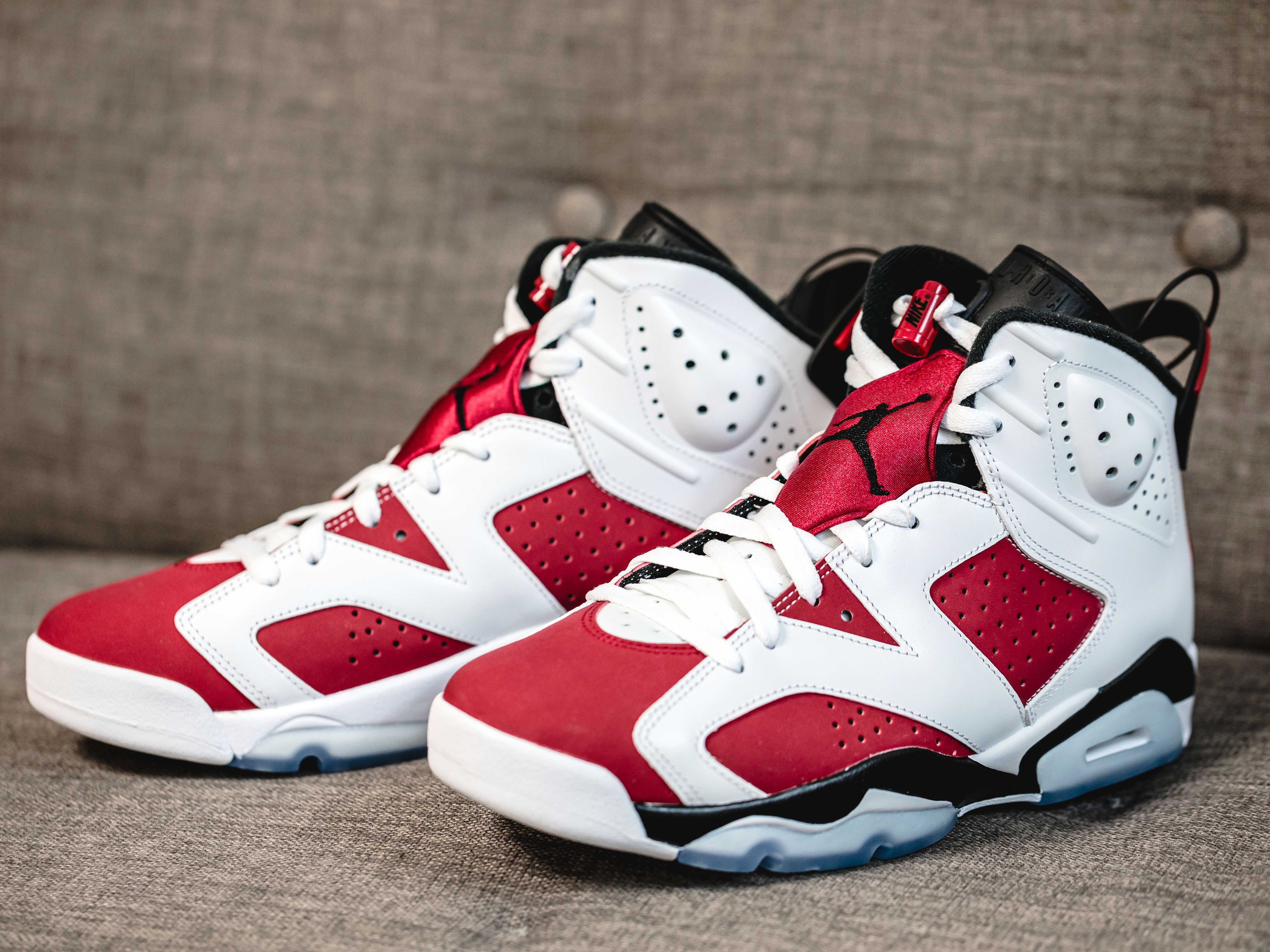 Jordan 6 Retro Carmine 2021 착용 스타일 - 1